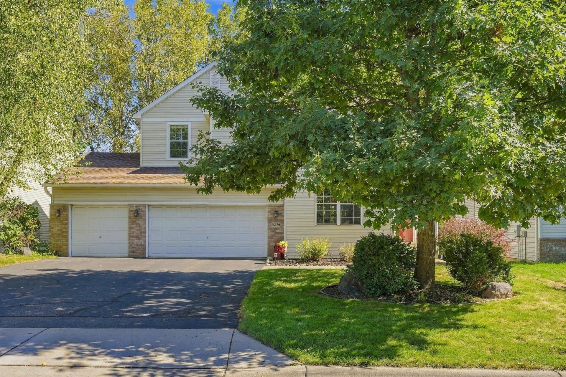 3291 N View Lane, Woodbury, MN 55125 2-print-26-print-A7403539.jpg