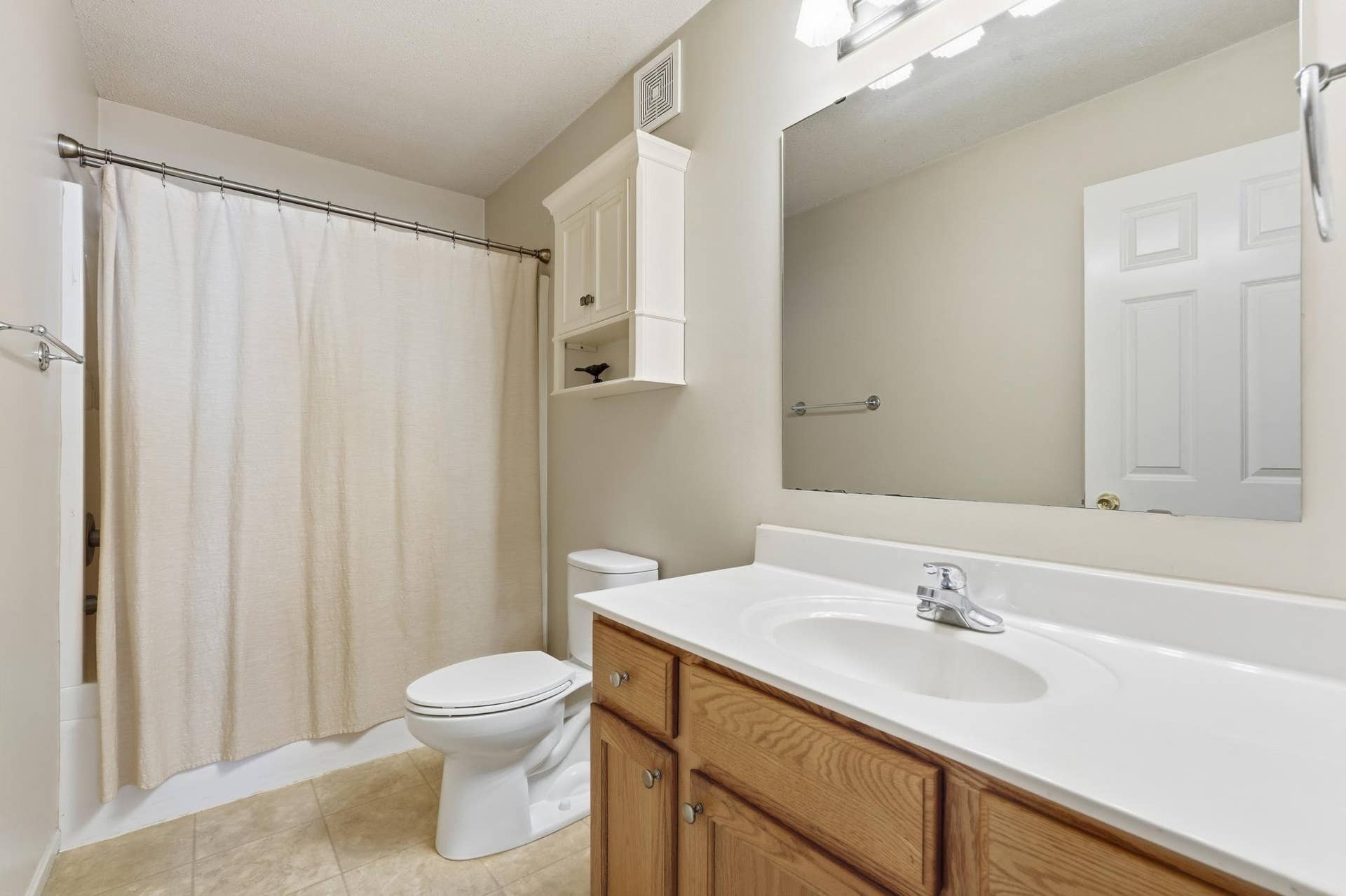 3291 N View Lane, Woodbury, MN 55125 17-print-5-print-A7403404.jpg