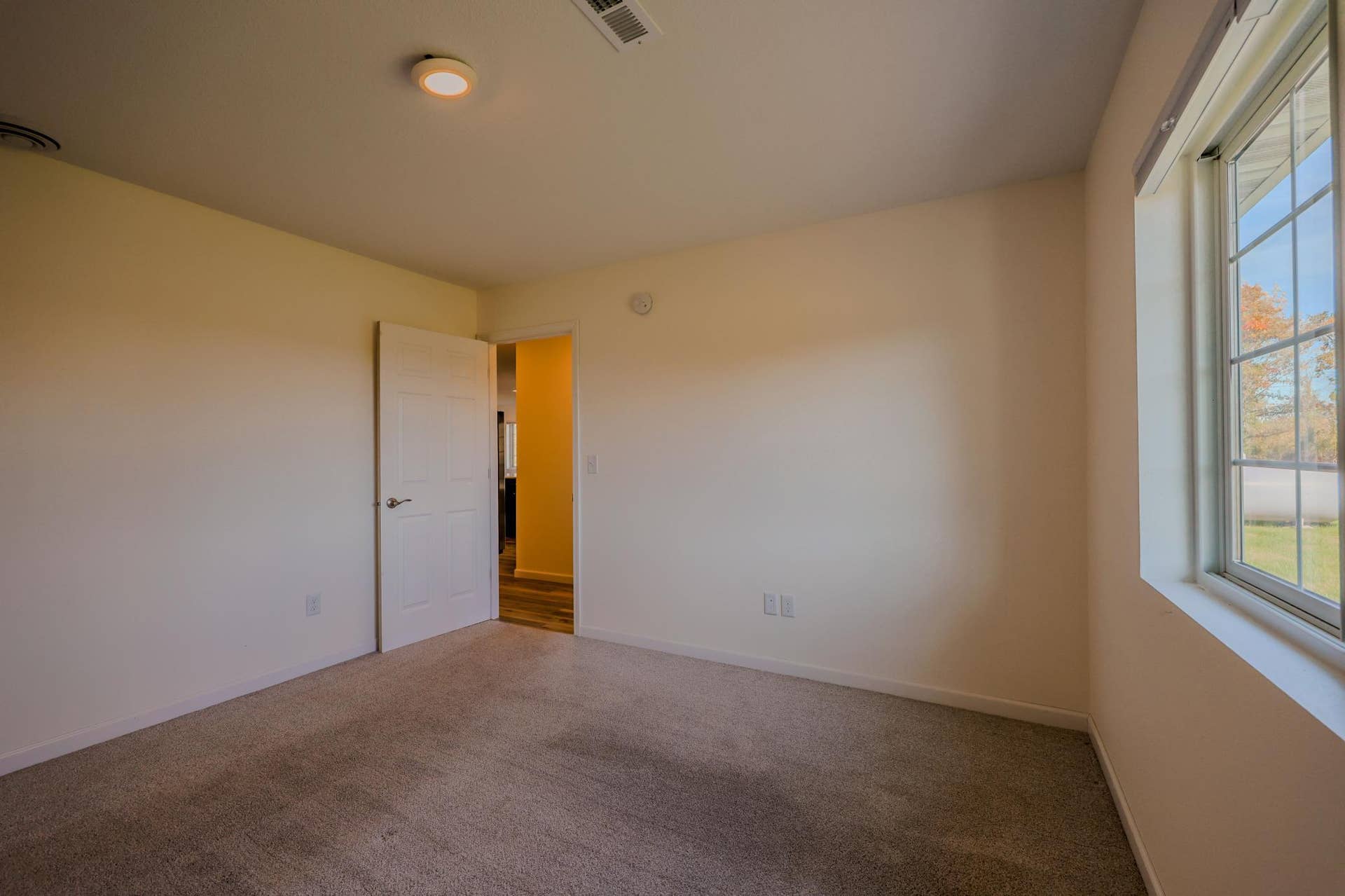 6809 Hamilton Park NW, #10, Bemidji, MN 56601 Primary Bedroom