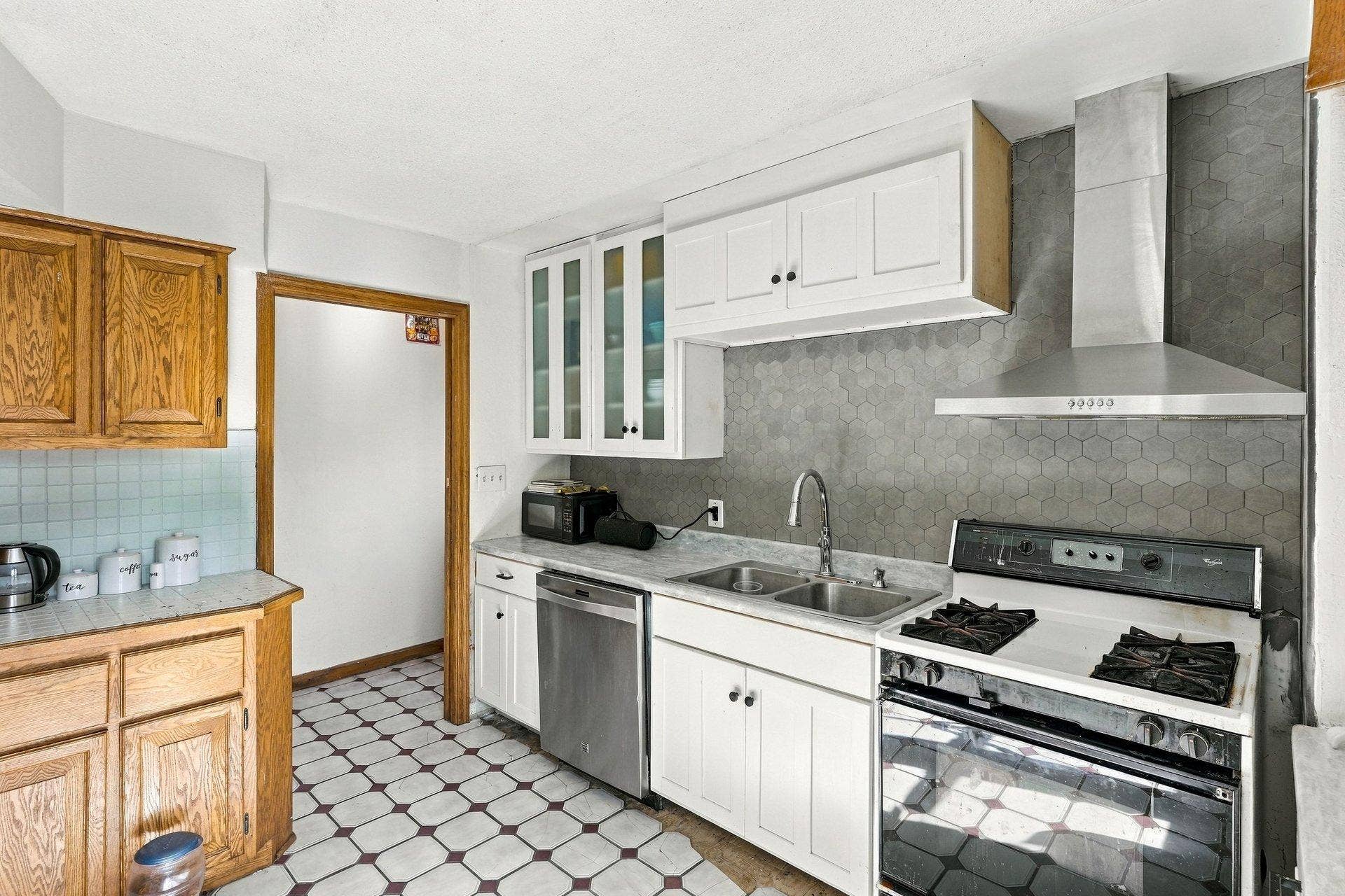 1255 6th Avenue S, South Saint Paul, MN 55075 018_1255_6th_ave_s_29_778.jpg