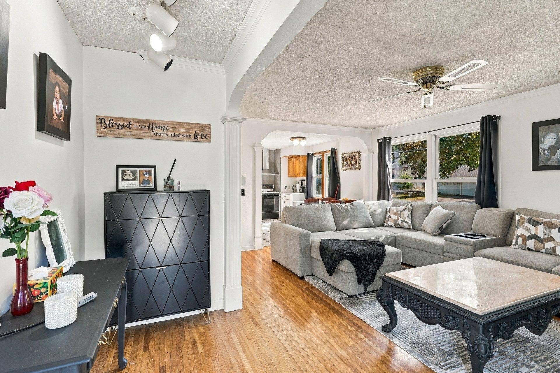 1255 6th Avenue S, South Saint Paul, MN 55075 012_1255_6th_ave_s_31_857.jpg