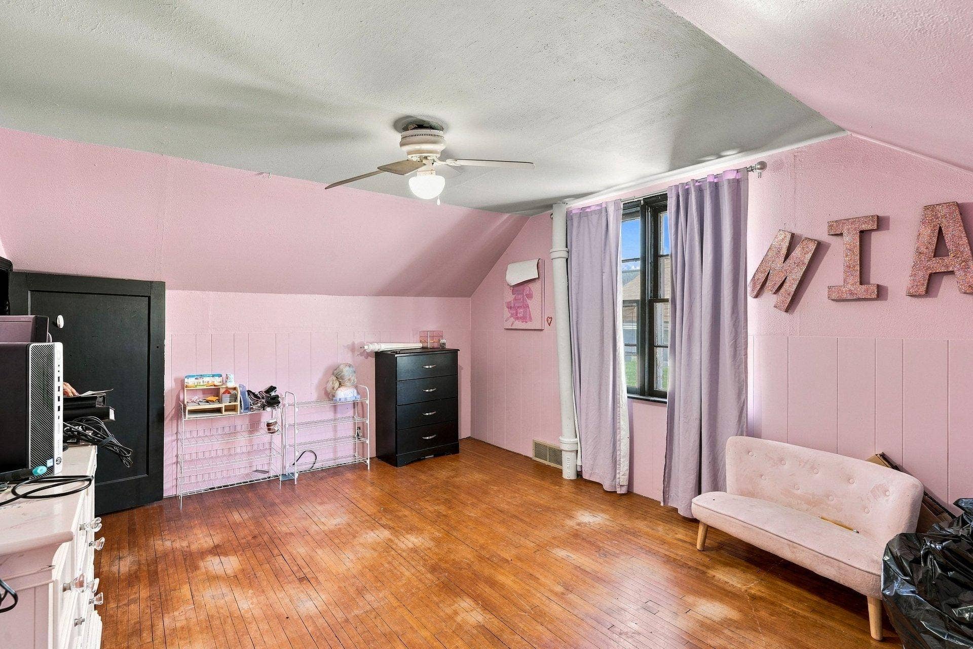 1255 6th Avenue S, South Saint Paul, MN 55075 025_1255_6th_ave_s_10_44.jpg