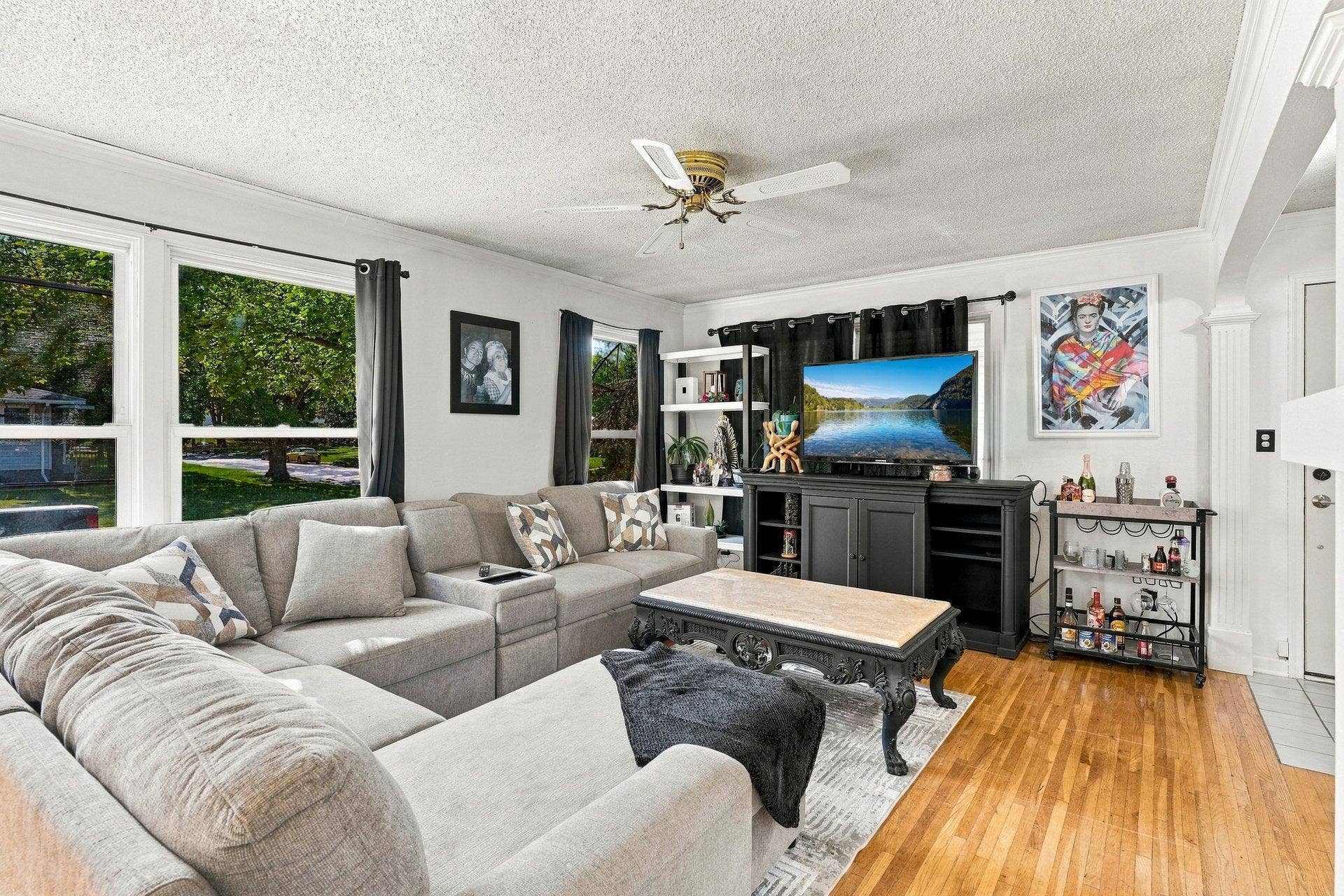 1255 6th Avenue S, South Saint Paul, MN 55075 010_1255_6th_ave_s_30_510.jpg