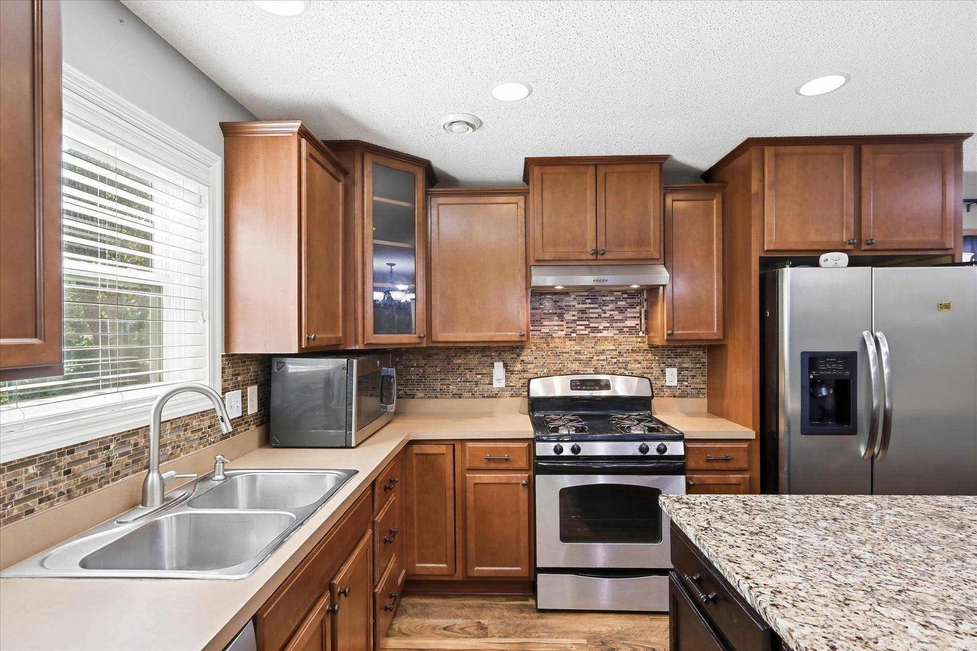 21-2169 Cedar Grove Trail [3433350]- 021.jpg