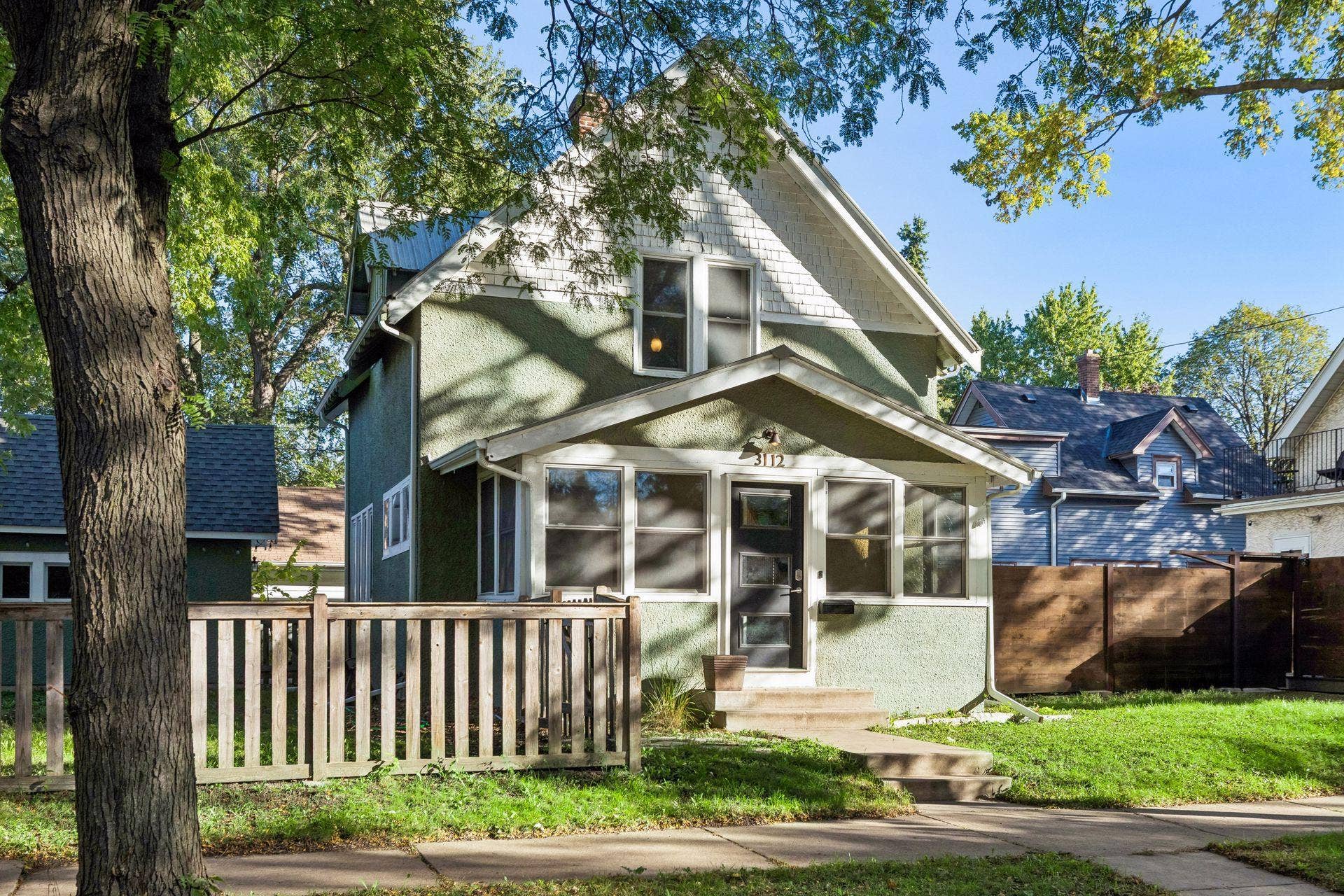 3112 E 33rd Street, 44, Minneapolis, MN 55406 Welcome home to 3112 33rd St E! This charming South Minneapolis home combines a great location with comfortable living spaces and plenty of character.