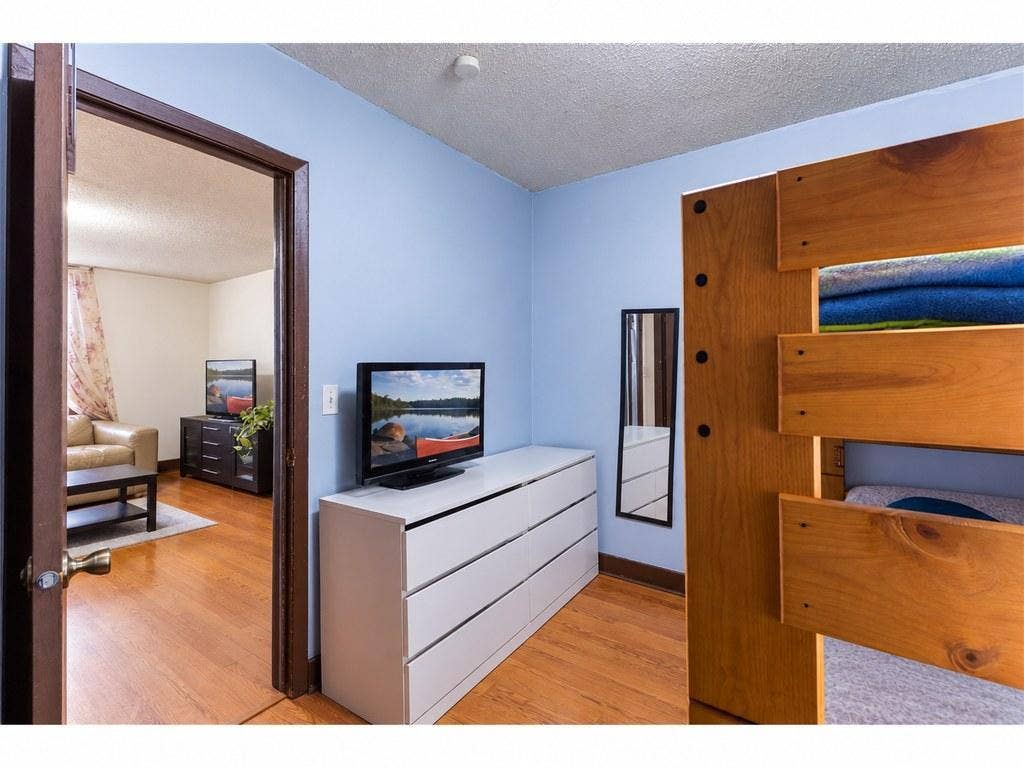 2313 Polk Street NE, 87, Minneapolis, MN 55418 2313 Polk St NE 8.jpg