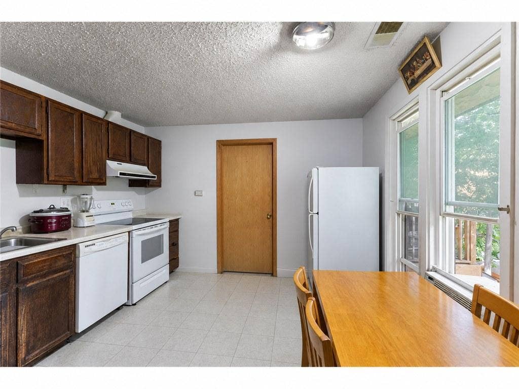 2313 Polk Street NE, 87, Minneapolis, MN 55418 2313 Polk St NE