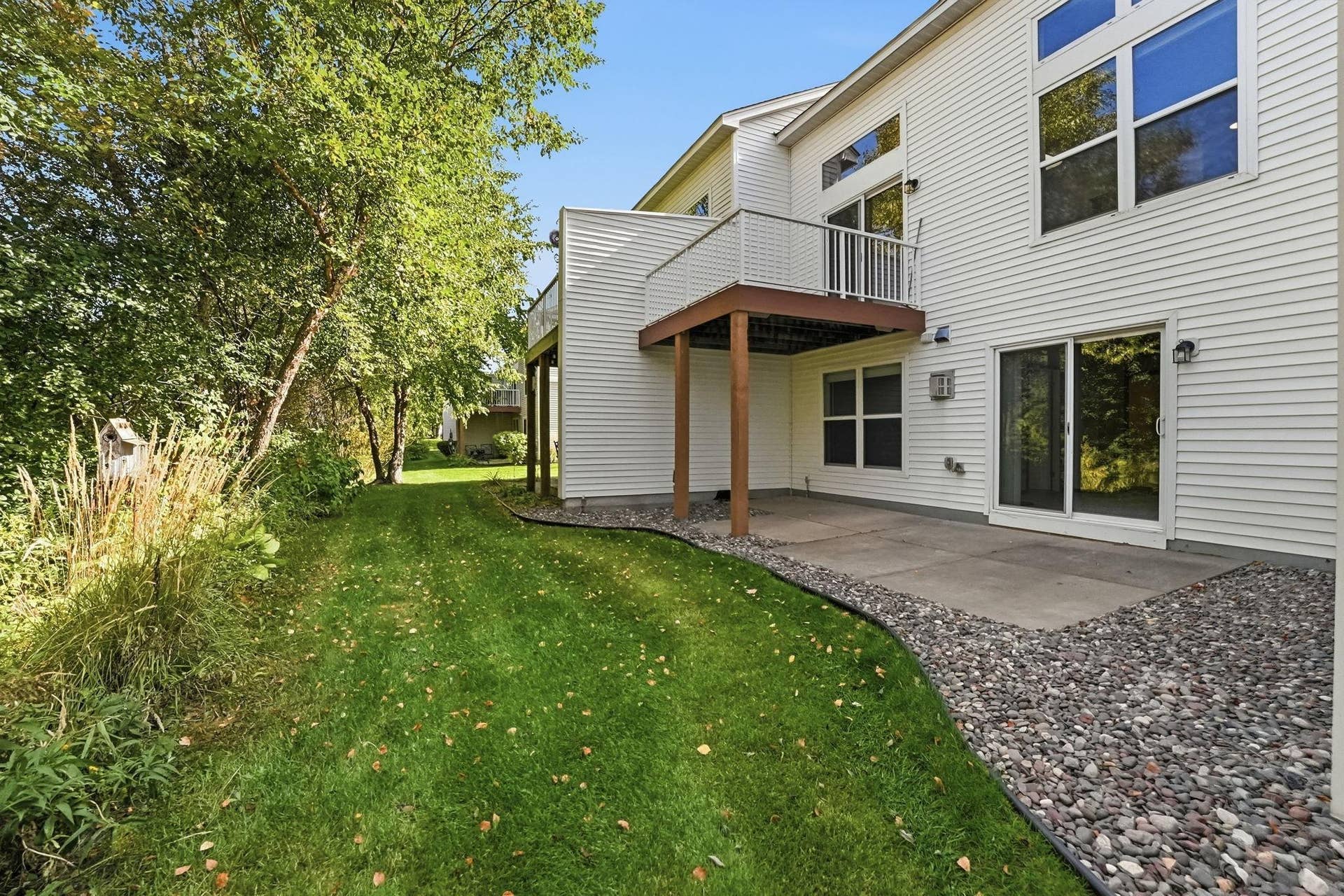 5132 Farnham Drive N, Hugo, MN 55038