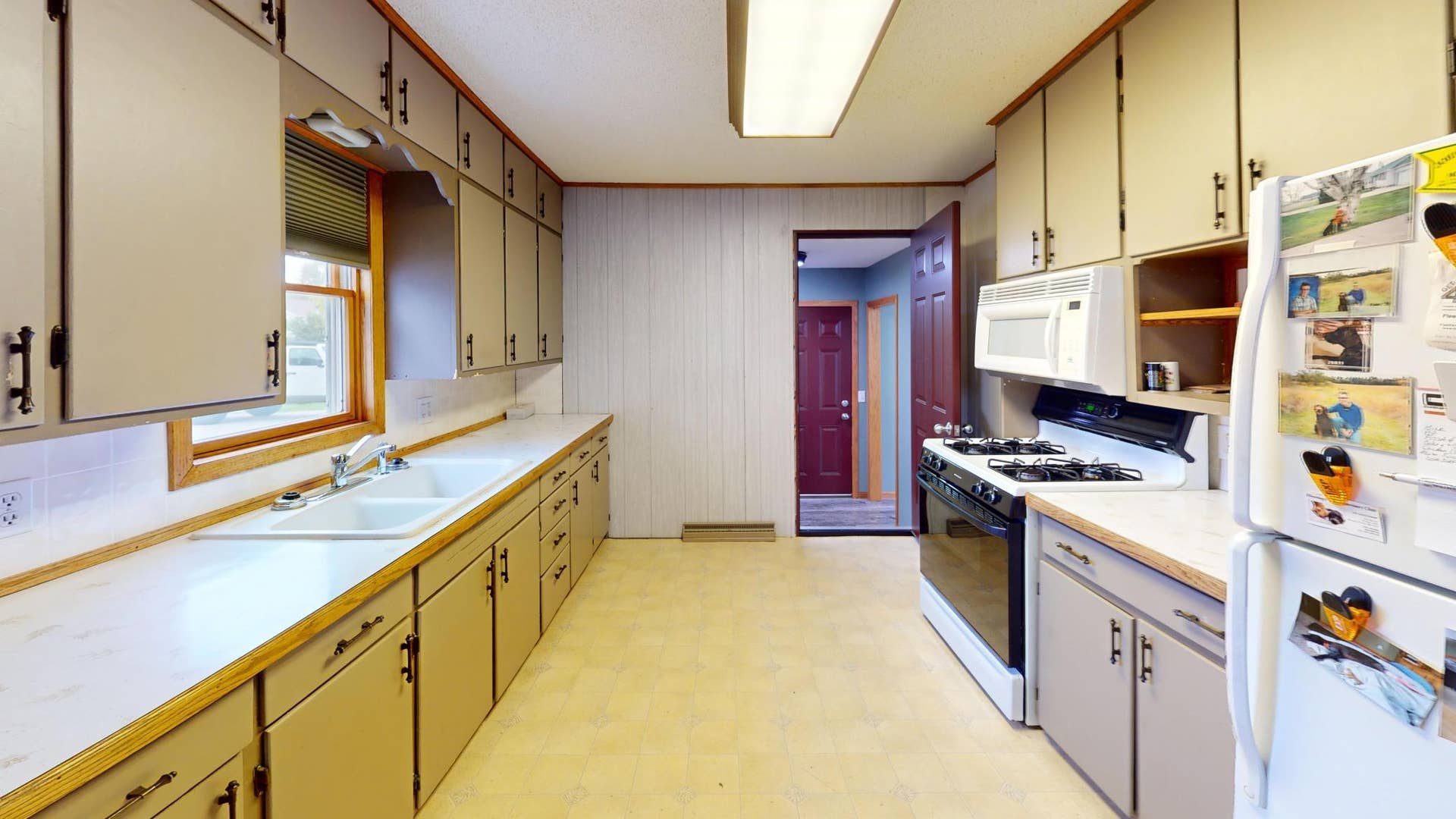480 Hazeltine Place NE, Owatonna, MN 55060 480-Hazeltine-Pl-NE-Kitchen 1.jpg