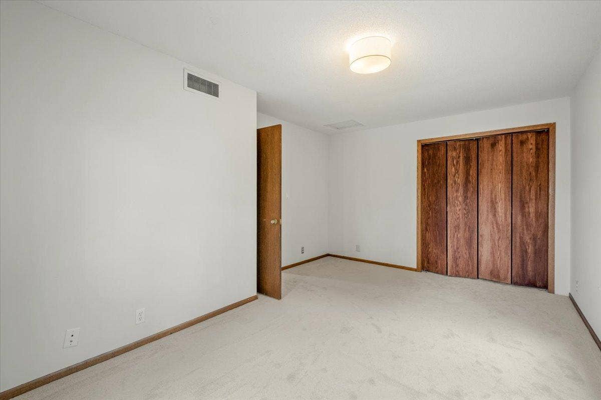 6618 Humboldt Avenue S, Richfield, MN 55423 31-6618 Humboldt Ave-0031.jpg