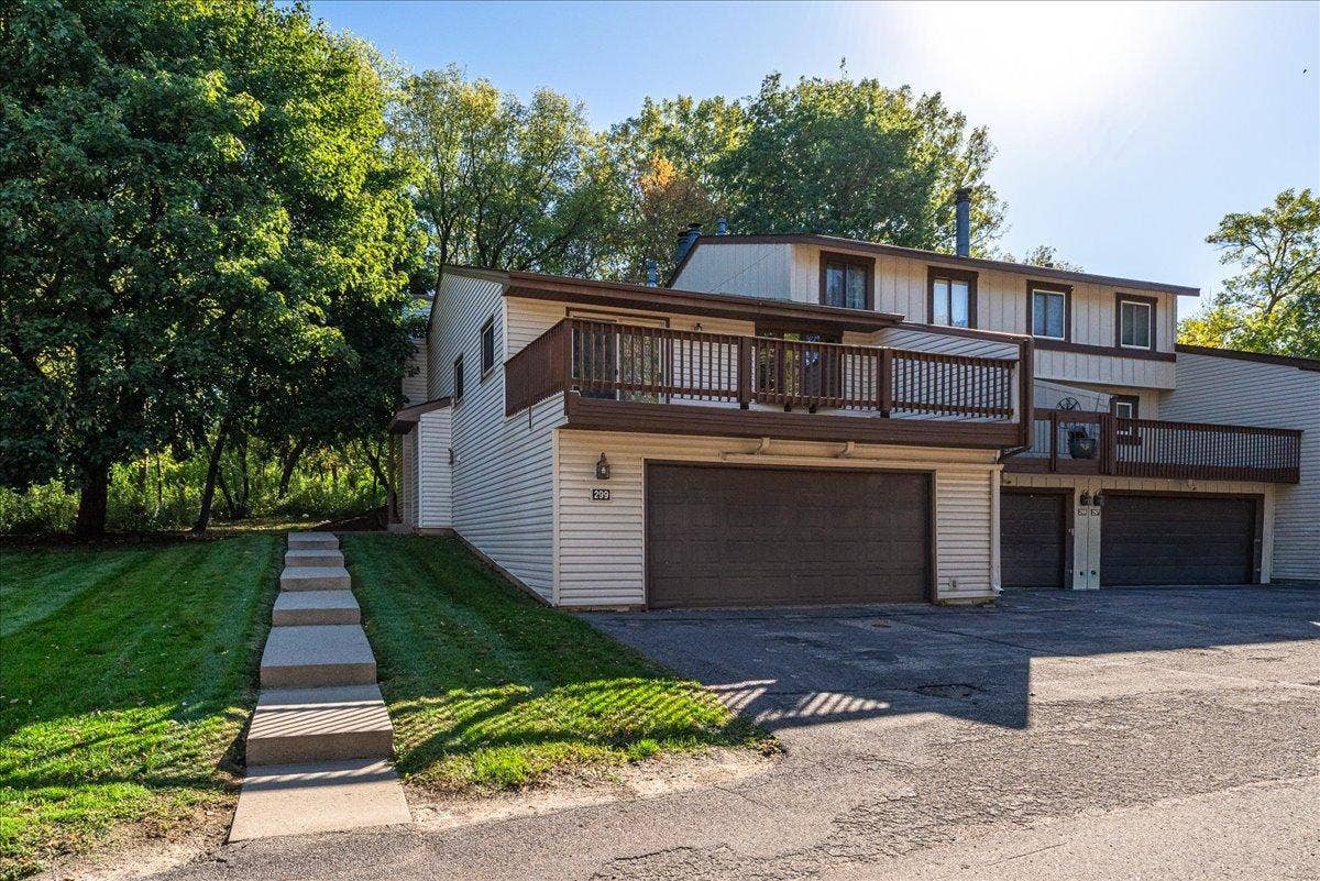 299 River Woods Lane, Burnsville, MN 55337