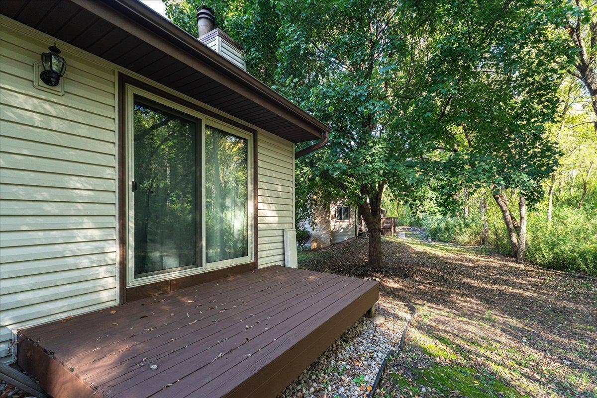 299 River Woods Lane, Burnsville, MN 55337