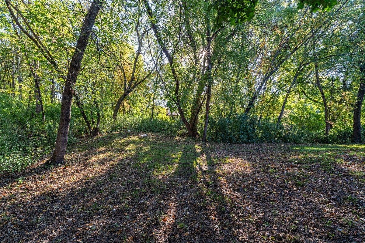 299 River Woods Lane, Burnsville, MN 55337