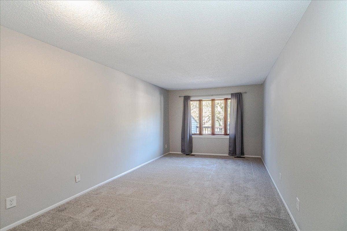 299 River Woods Lane, Burnsville, MN 55337