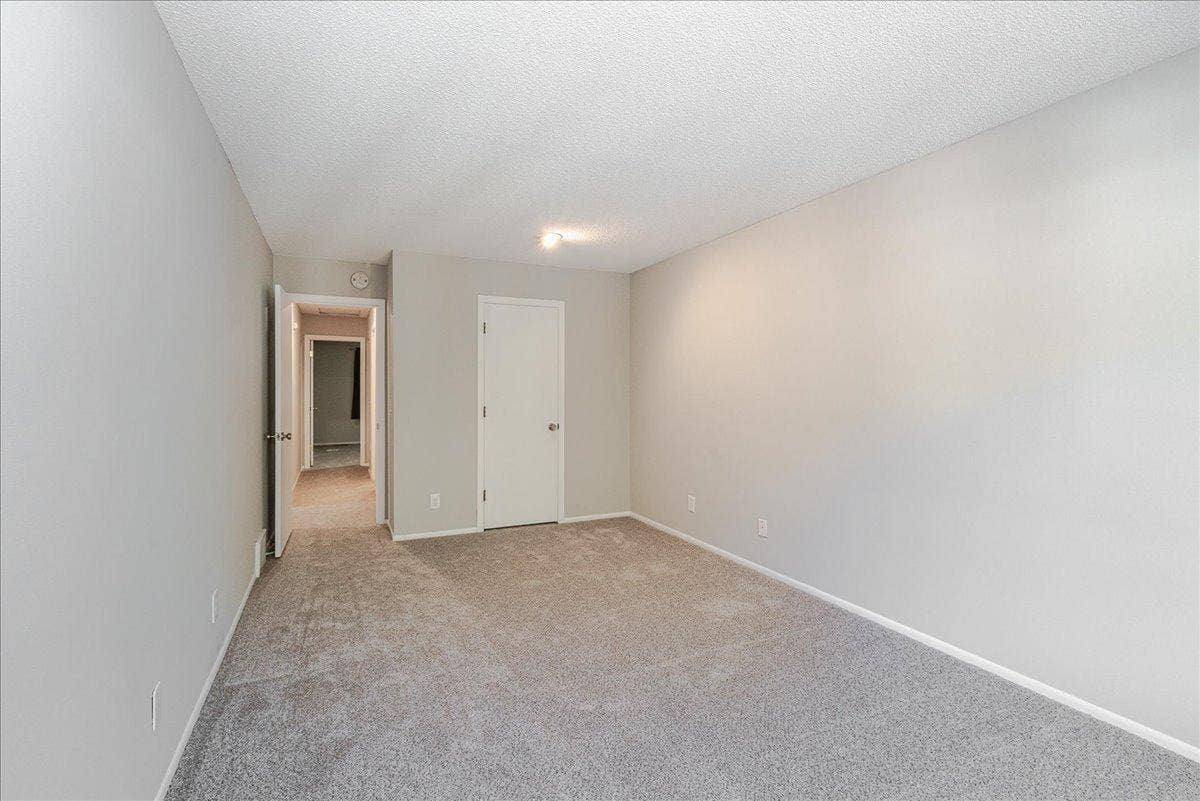 299 River Woods Lane, Burnsville, MN 55337