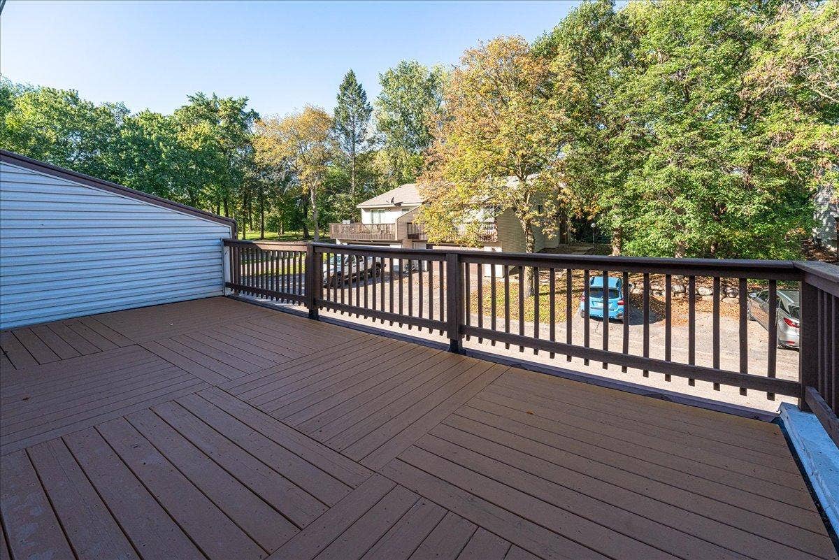 299 River Woods Lane, Burnsville, MN 55337