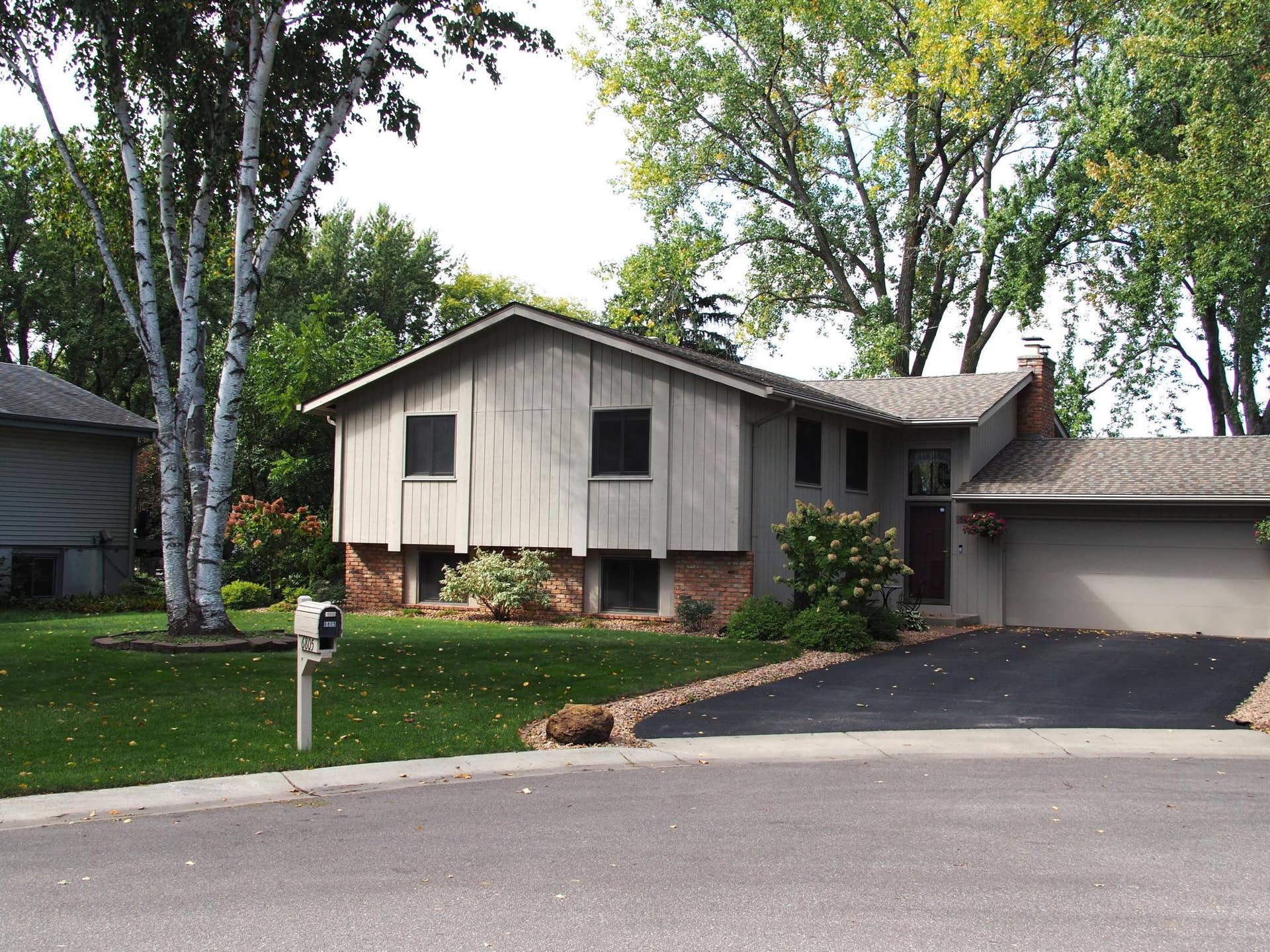 Meticulously Maintained 5 BR