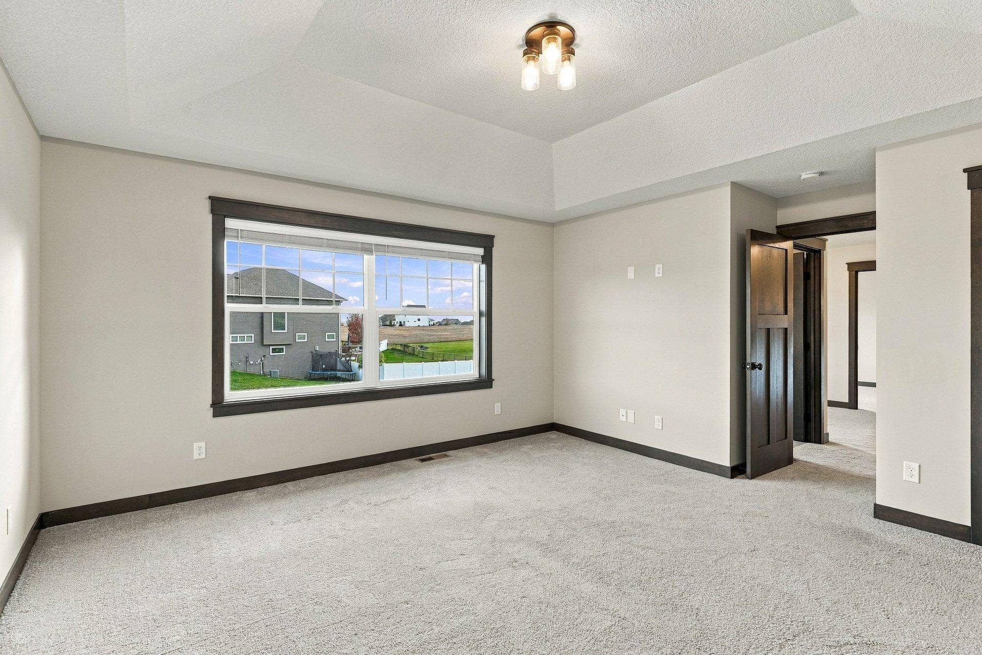 8212 198th Street W, Lakeville, MN 55044 Primary bedroom UL