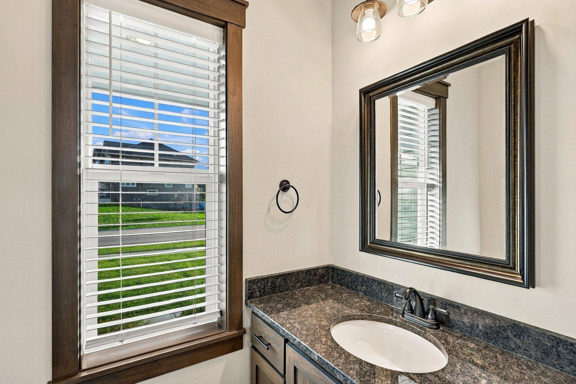8212 198th Street W, Lakeville, MN 55044 Bath on main