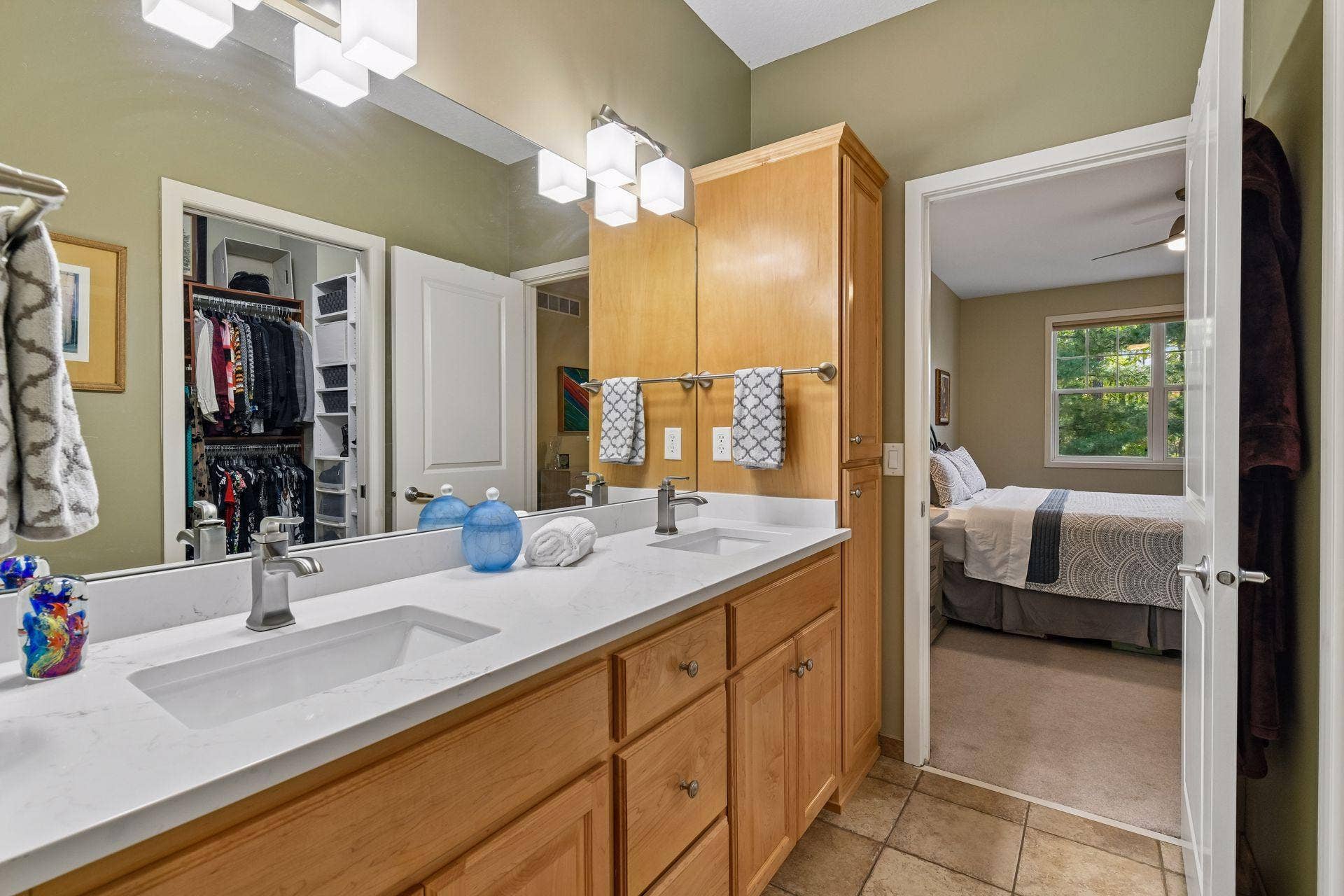 18920 Dorenkemper Place, Eden Prairie, MN 55347