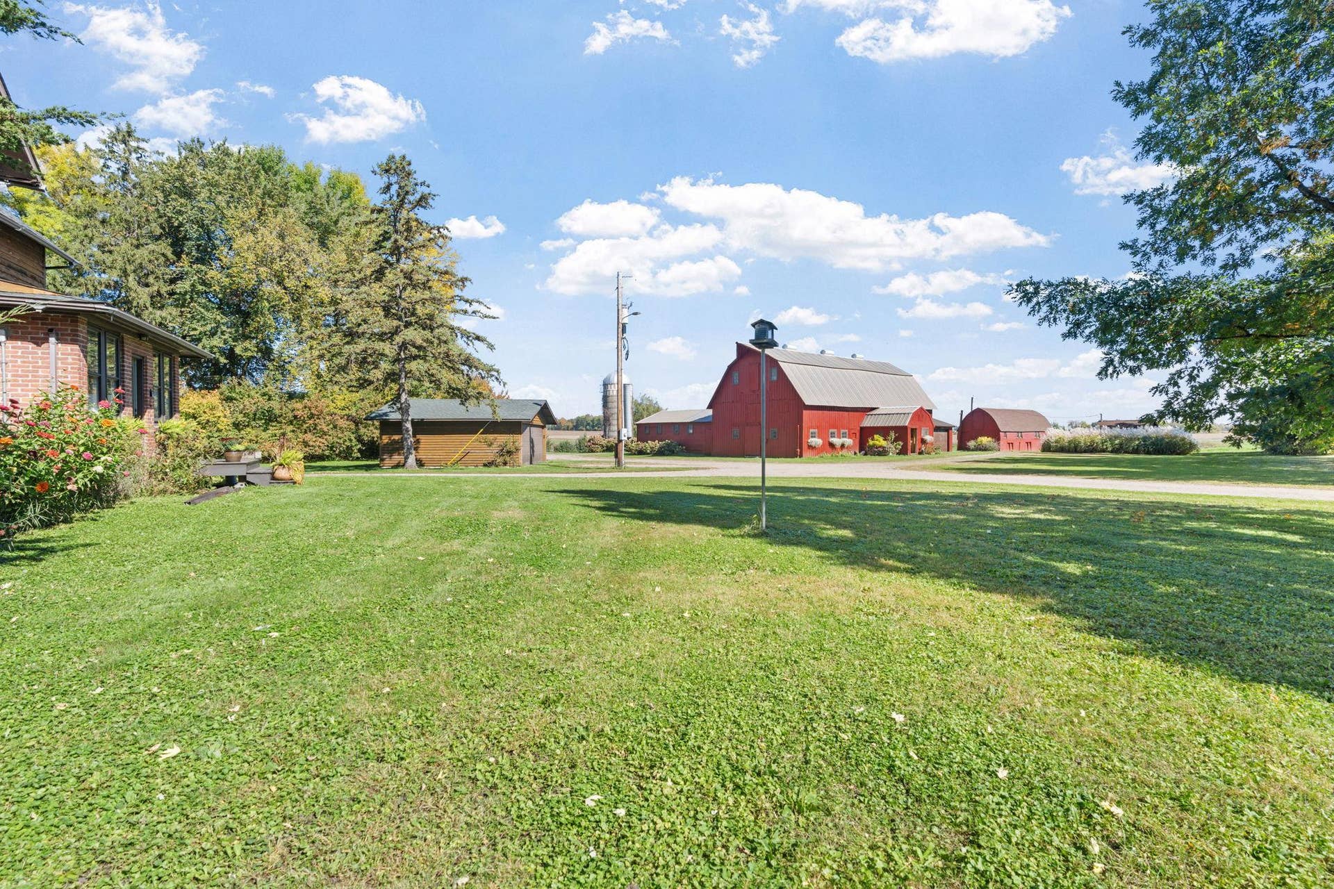 7142 235th Street, Silver Lake, MN 55381 7142 235th Street, Silver Lake, MN 55381