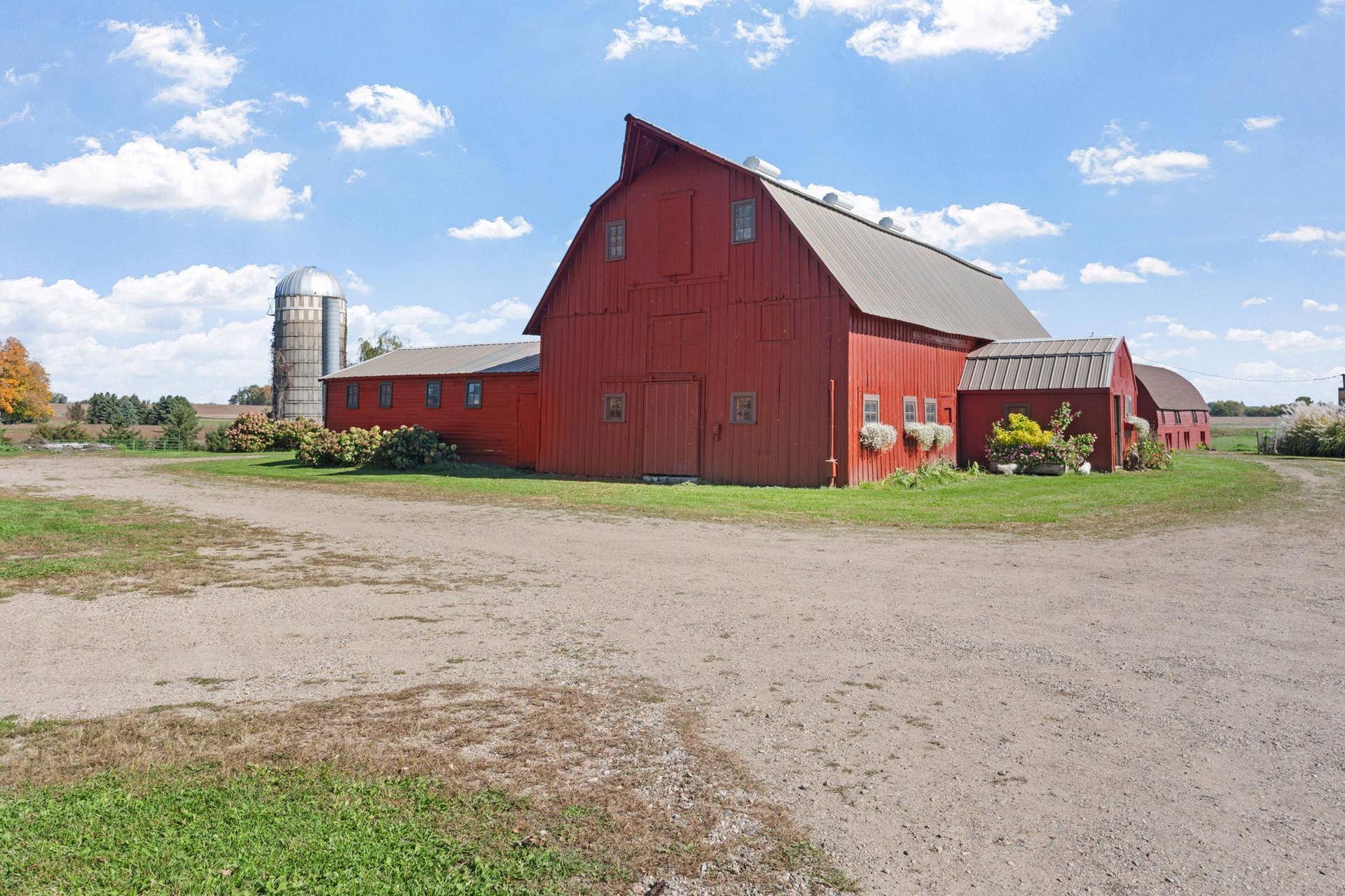 7142 235th Street, Silver Lake, MN 55381 7142 235th Street, Silver Lake, MN 55381