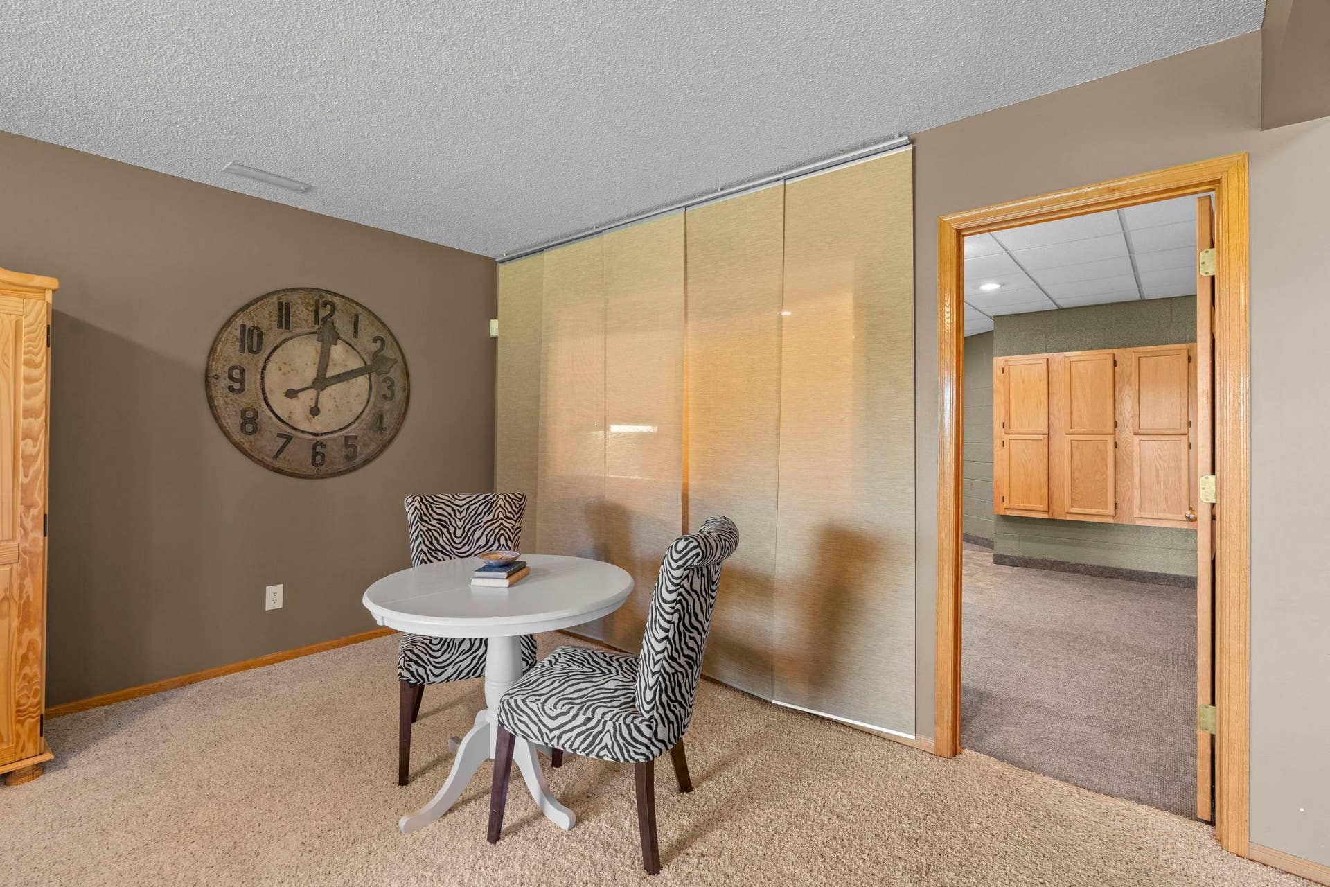 16345 Crystal Hills Circle, Lakeville, MN 55044