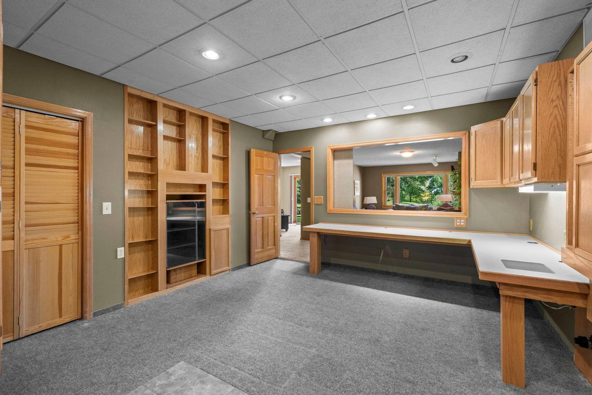 16345 Crystal Hills Circle, Lakeville, MN 55044