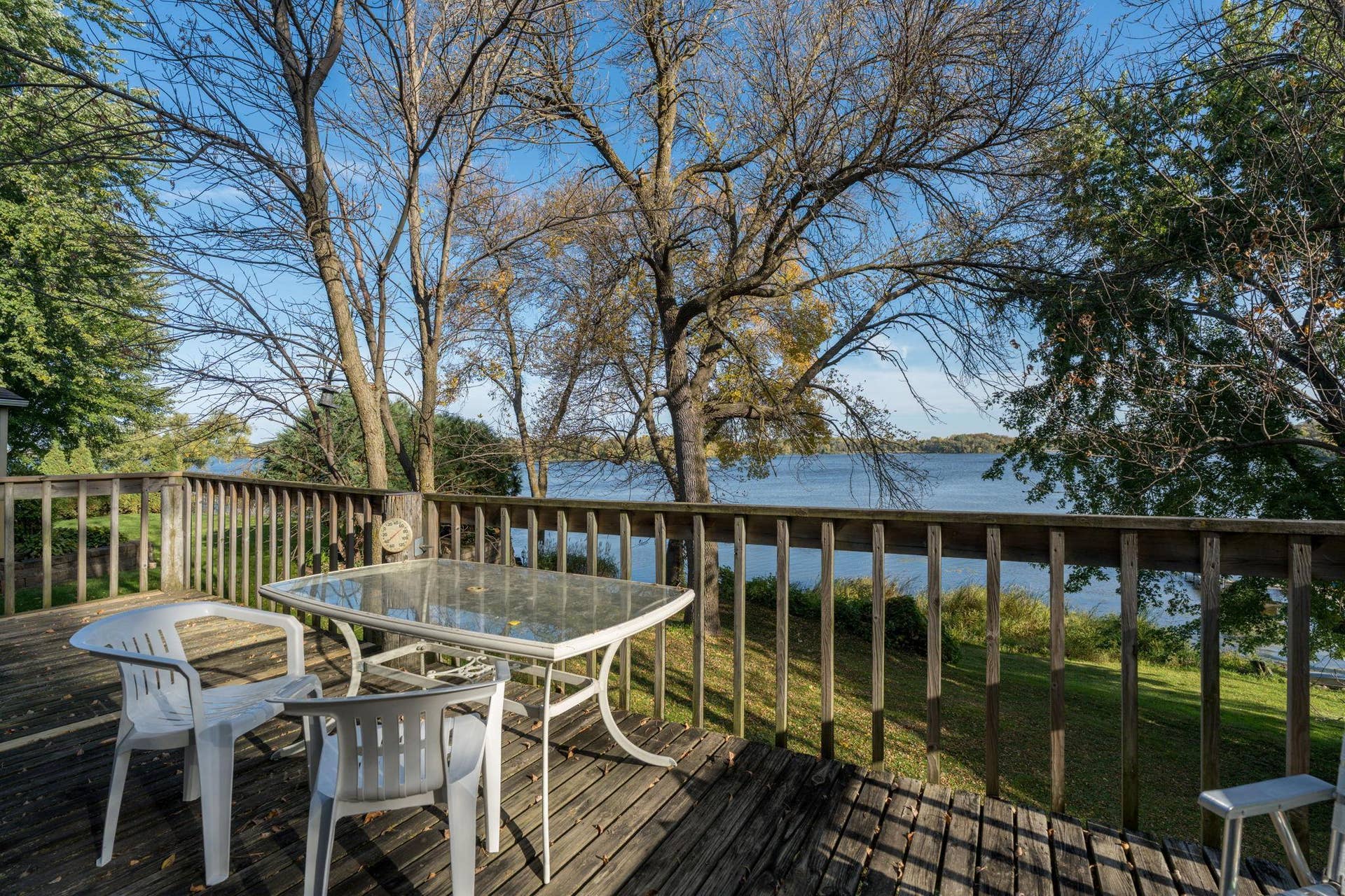25076 Swedes Bay Lane, Elysian, MN 56028 17-web-or-mls-25076-swedes-bay-ln.jpg