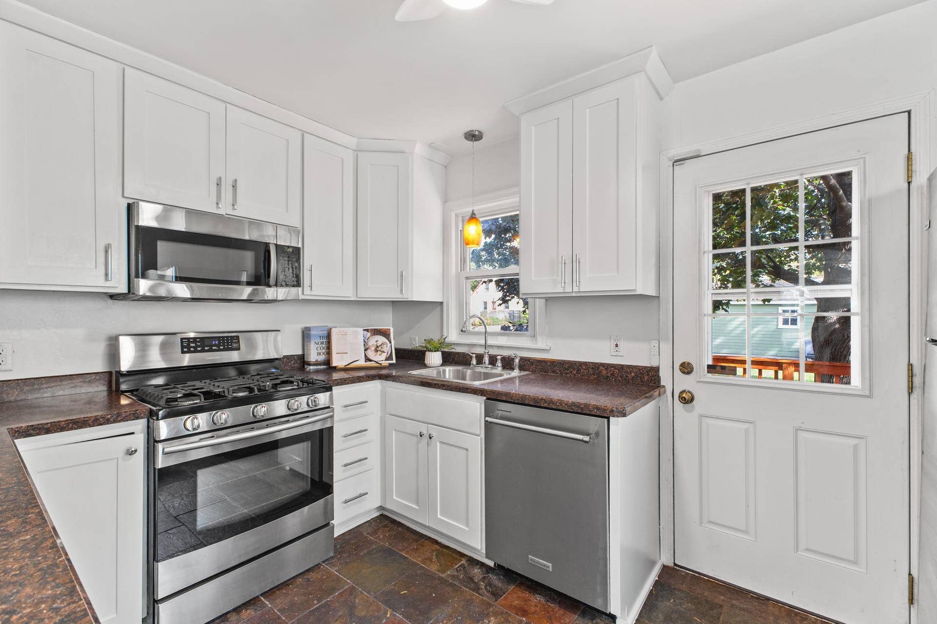 5301 36th Avenue S, 55, Minneapolis, MN 55417 Vivid Spaces_5301 36th Avenue South_016.JPG