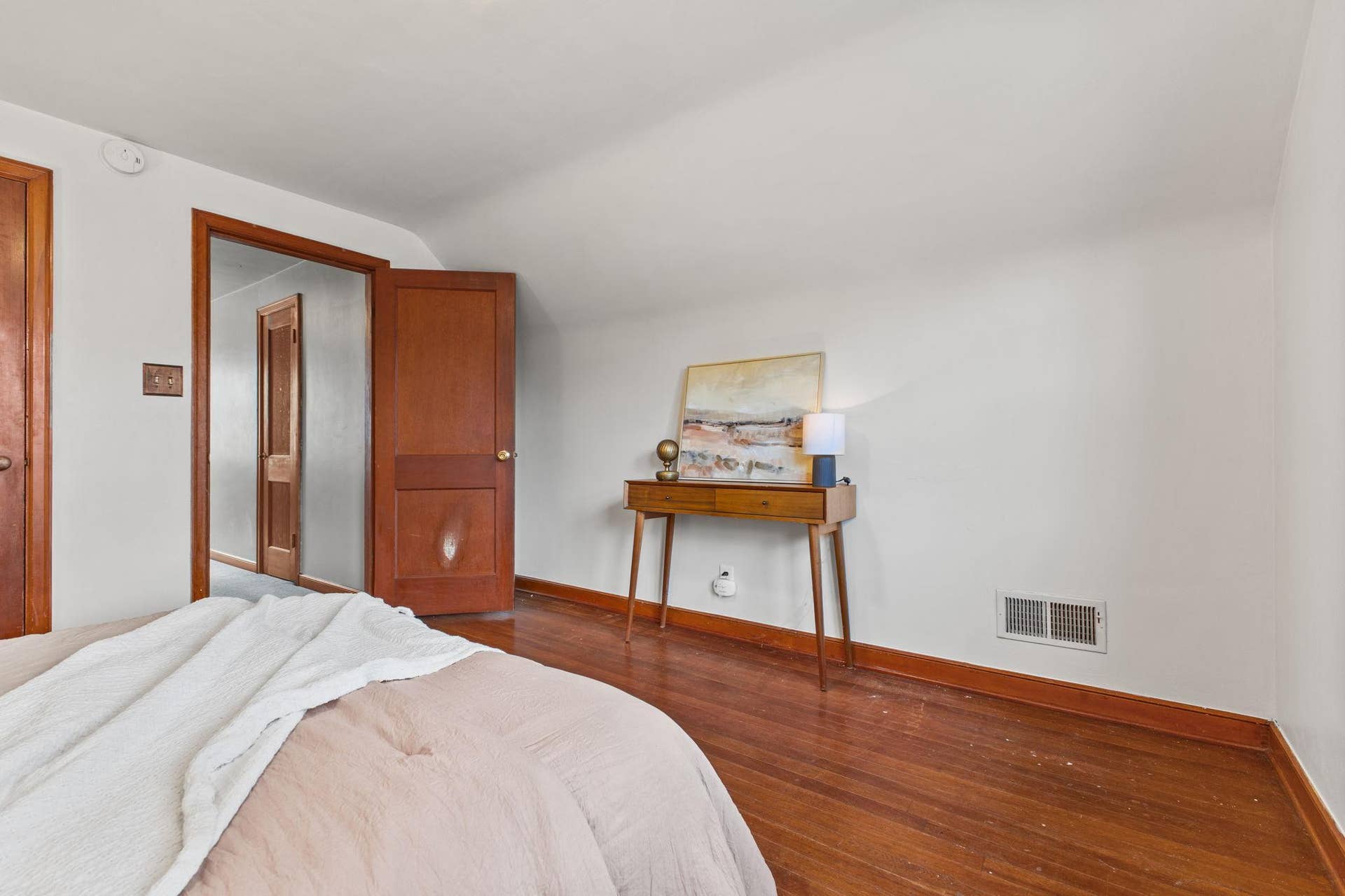 5301 36th Avenue S, 55, Minneapolis, MN 55417 Vivid Spaces_5301 36th Avenue South_025.JPG