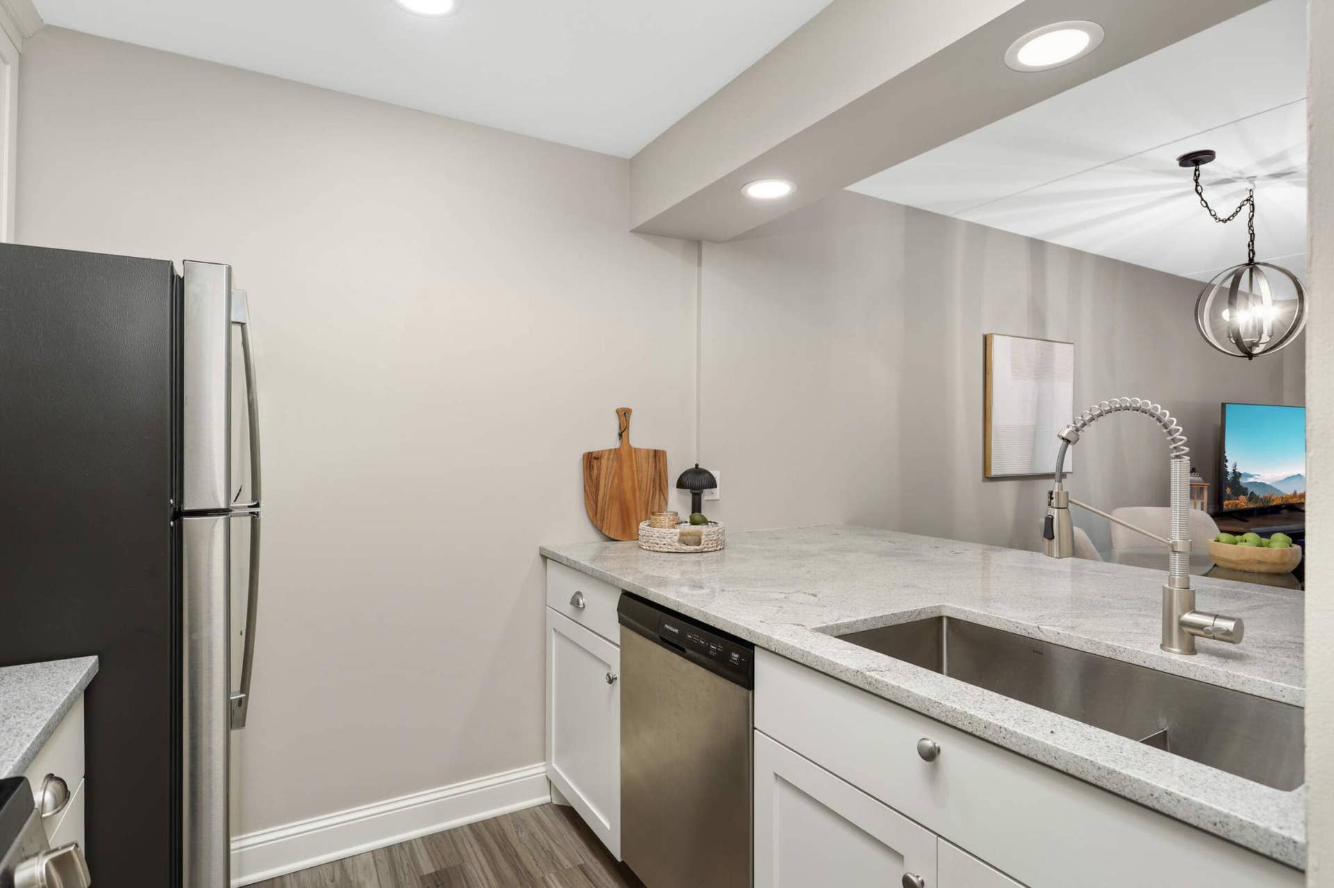 6710 Vernon Avenue S, #409, Edina, MN 55436 6710 Vernon Avenue S, #409, Edina, MN 55436