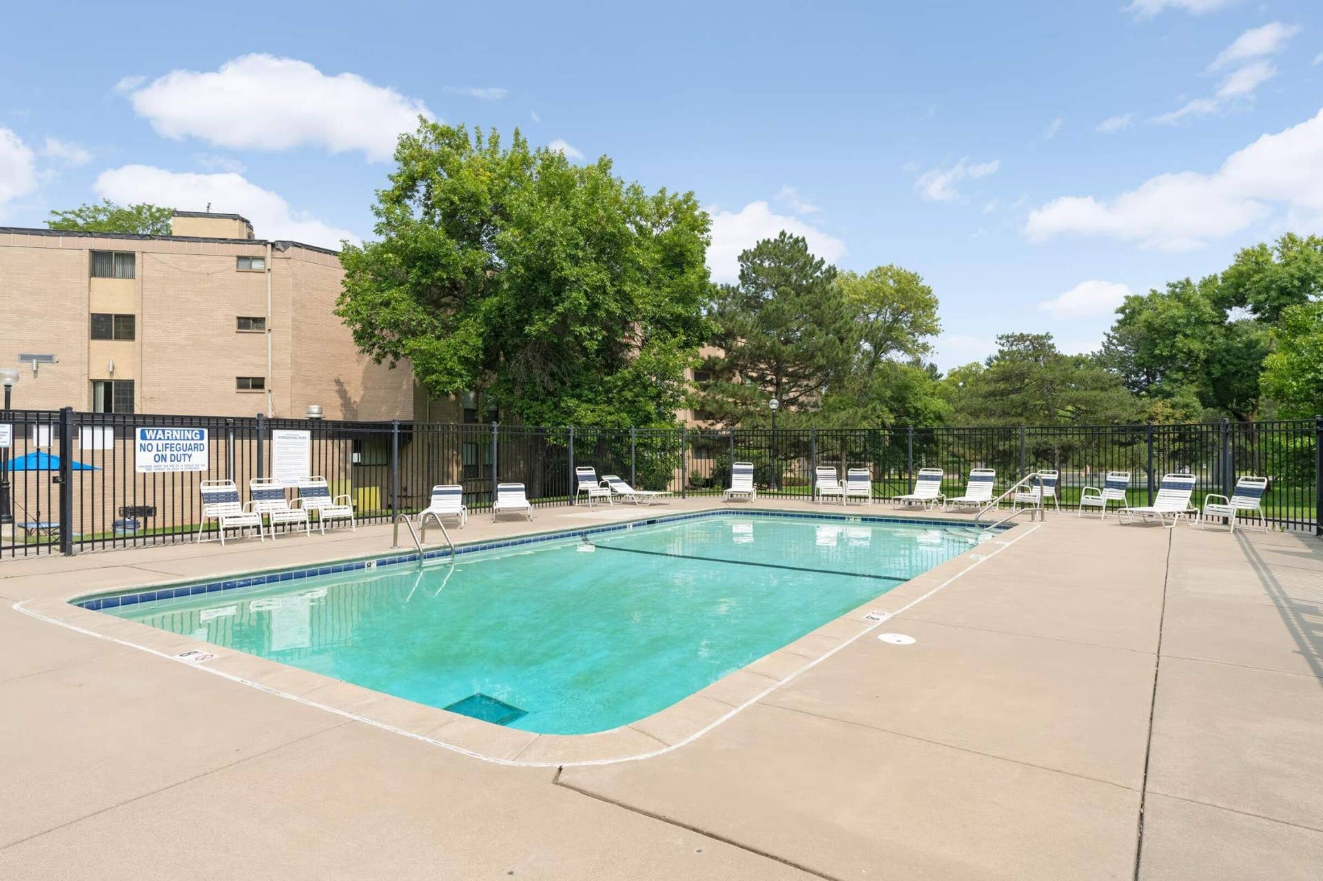 6710 Vernon Avenue S, #409, Edina, MN 55436 6710 Vernon Avenue S, #409, Edina, MN 55436