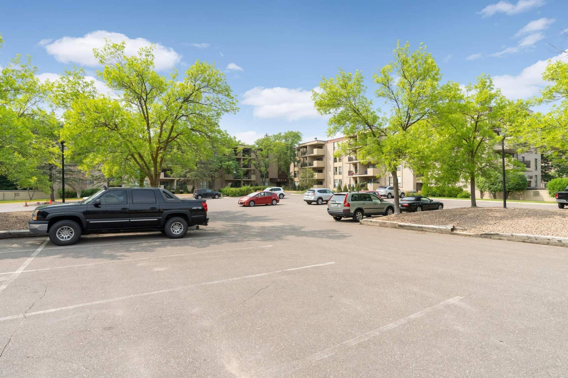 6710 Vernon Avenue S, #409, Edina, MN 55436 6710 Vernon Avenue S, #409, Edina, MN 55436