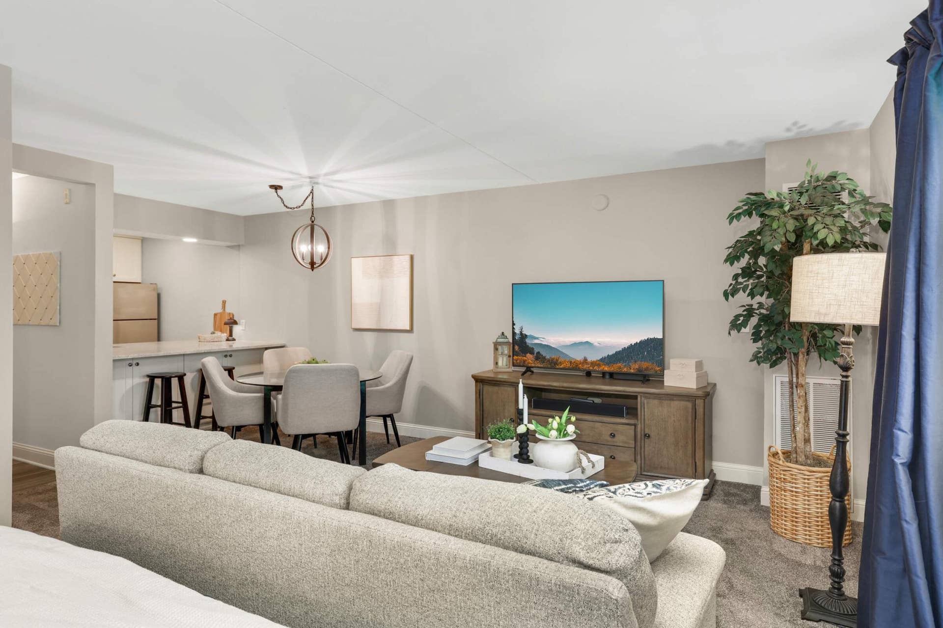 6710 Vernon Avenue S, #409, Edina, MN 55436 6710 Vernon Avenue S, #409, Edina, MN 55436