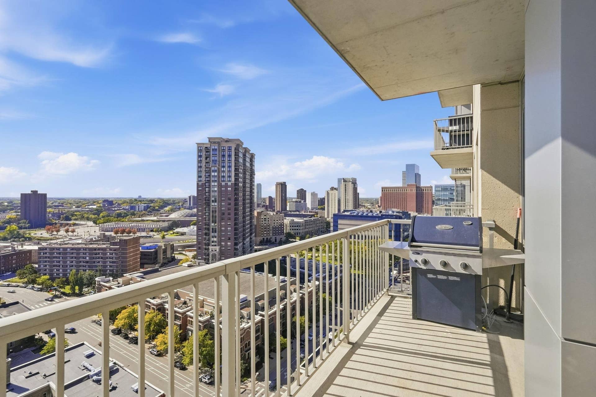 929 Portland Avenue, #1807, 24, Minneapolis, MN 55404 929 Portland Avenue, #1807, 24, Minneapolis, MN 55404