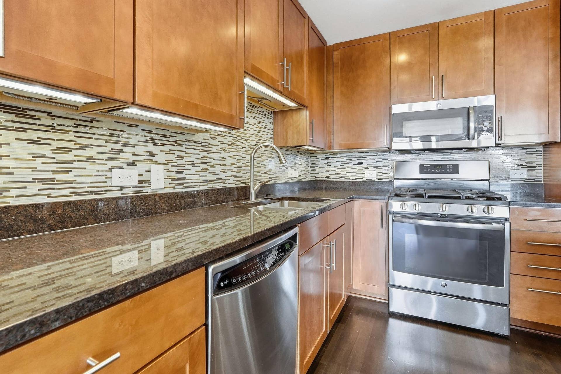 929 Portland Avenue, #1807, 24, Minneapolis, MN 55404 929 Portland Avenue, #1807, 24, Minneapolis, MN 55404