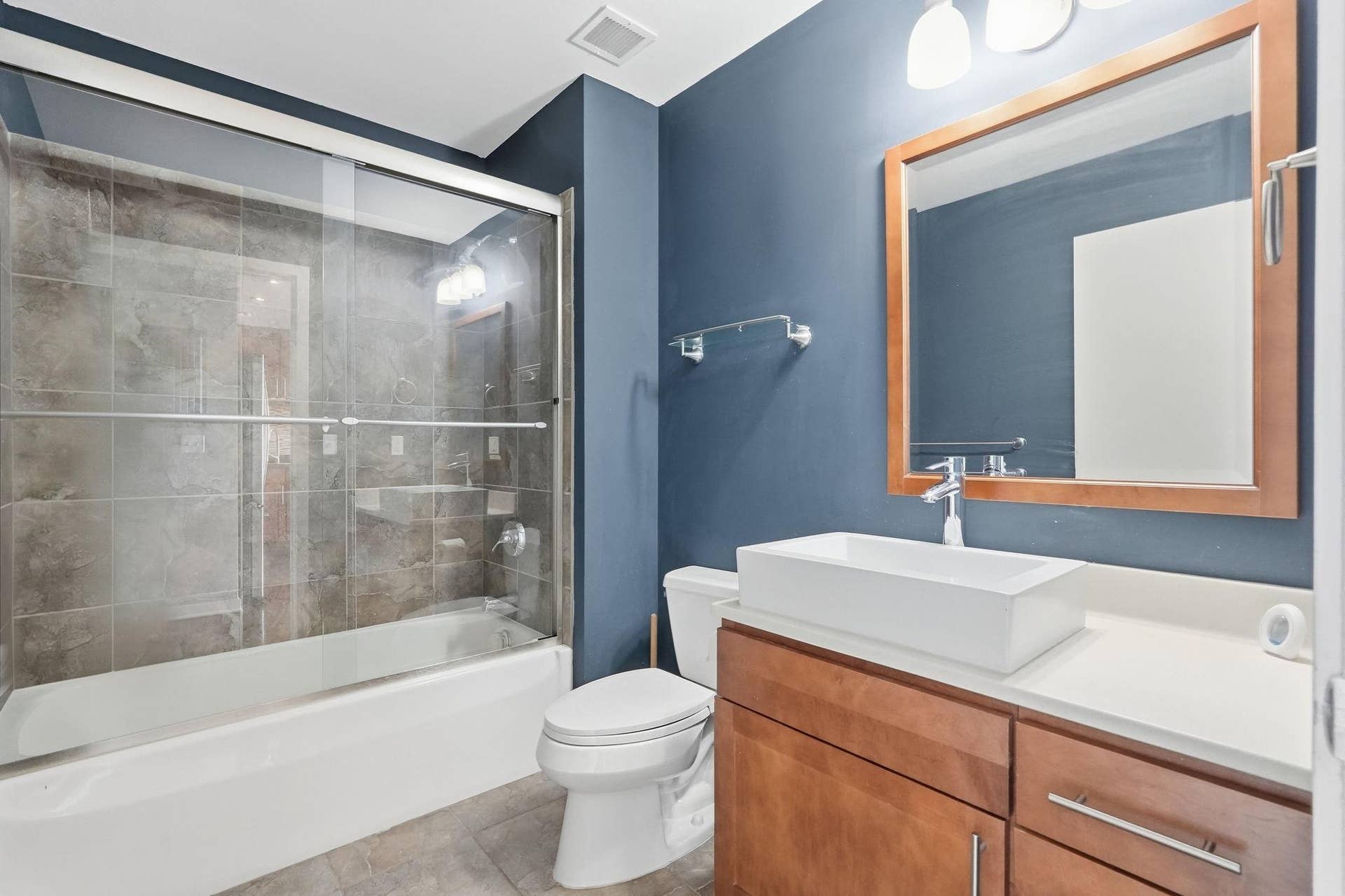 929 Portland Avenue, #1807, 24, Minneapolis, MN 55404 929 Portland Avenue, #1807, 24, Minneapolis, MN 55404