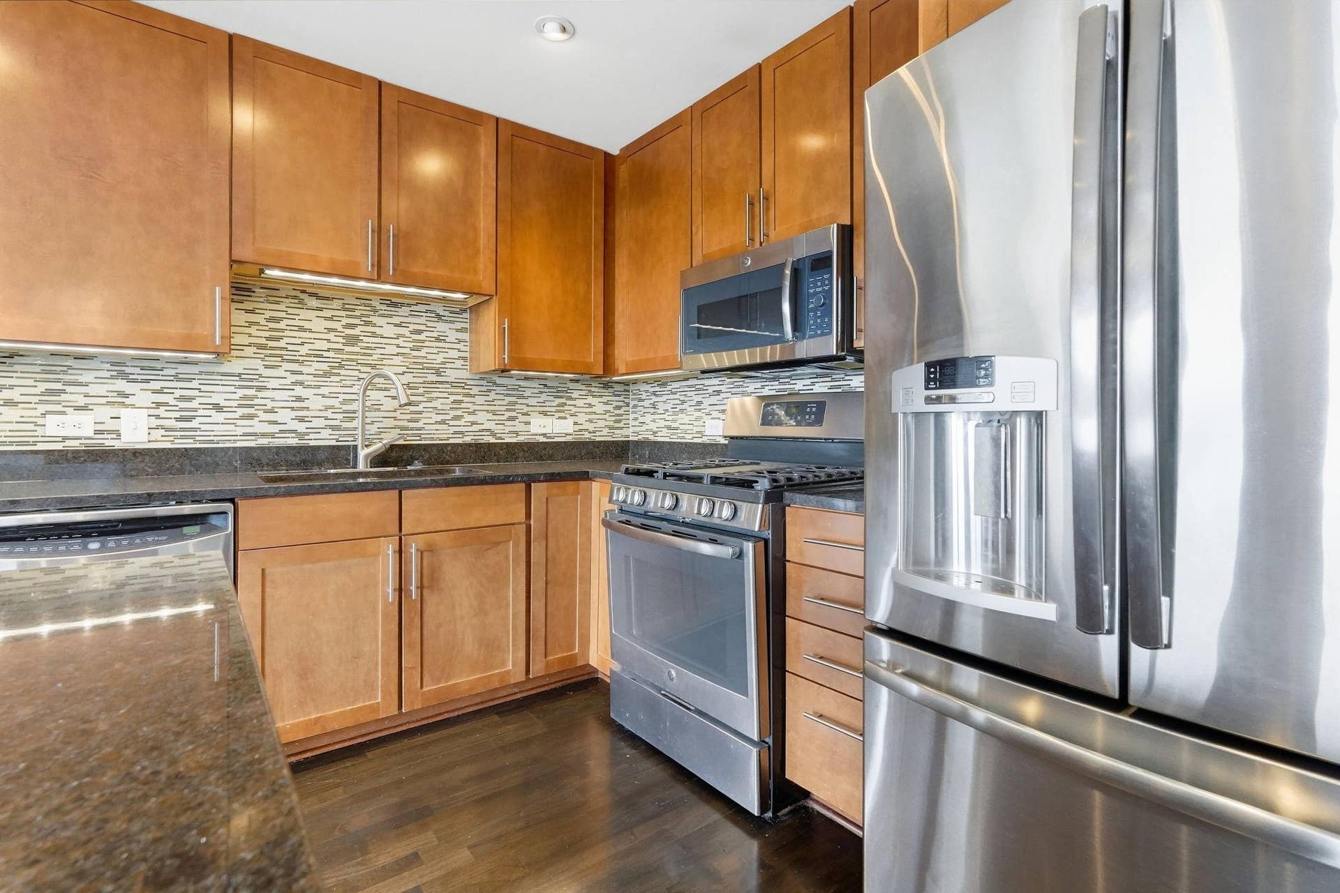929 Portland Avenue, #1807, 24, Minneapolis, MN 55404 929 Portland Avenue, #1807, 24, Minneapolis, MN 55404