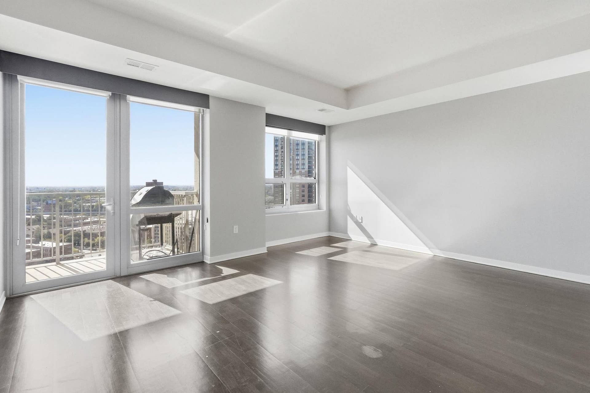 929 Portland Avenue, #1807, 24, Minneapolis, MN 55404 929 Portland Avenue, #1807, 24, Minneapolis, MN 55404