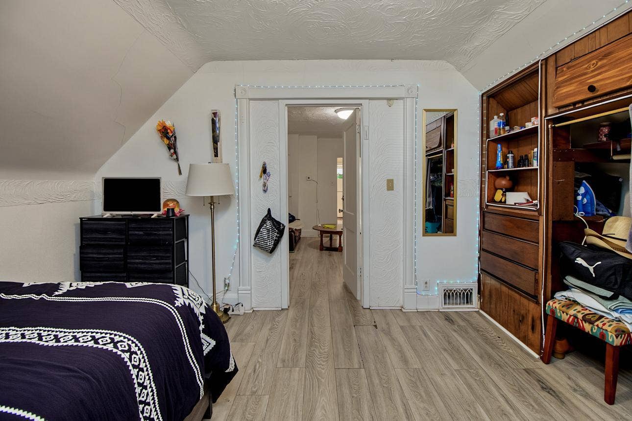 970 Sherburne Avenue, 102, Saint Paul, MN 55104 16.jpg