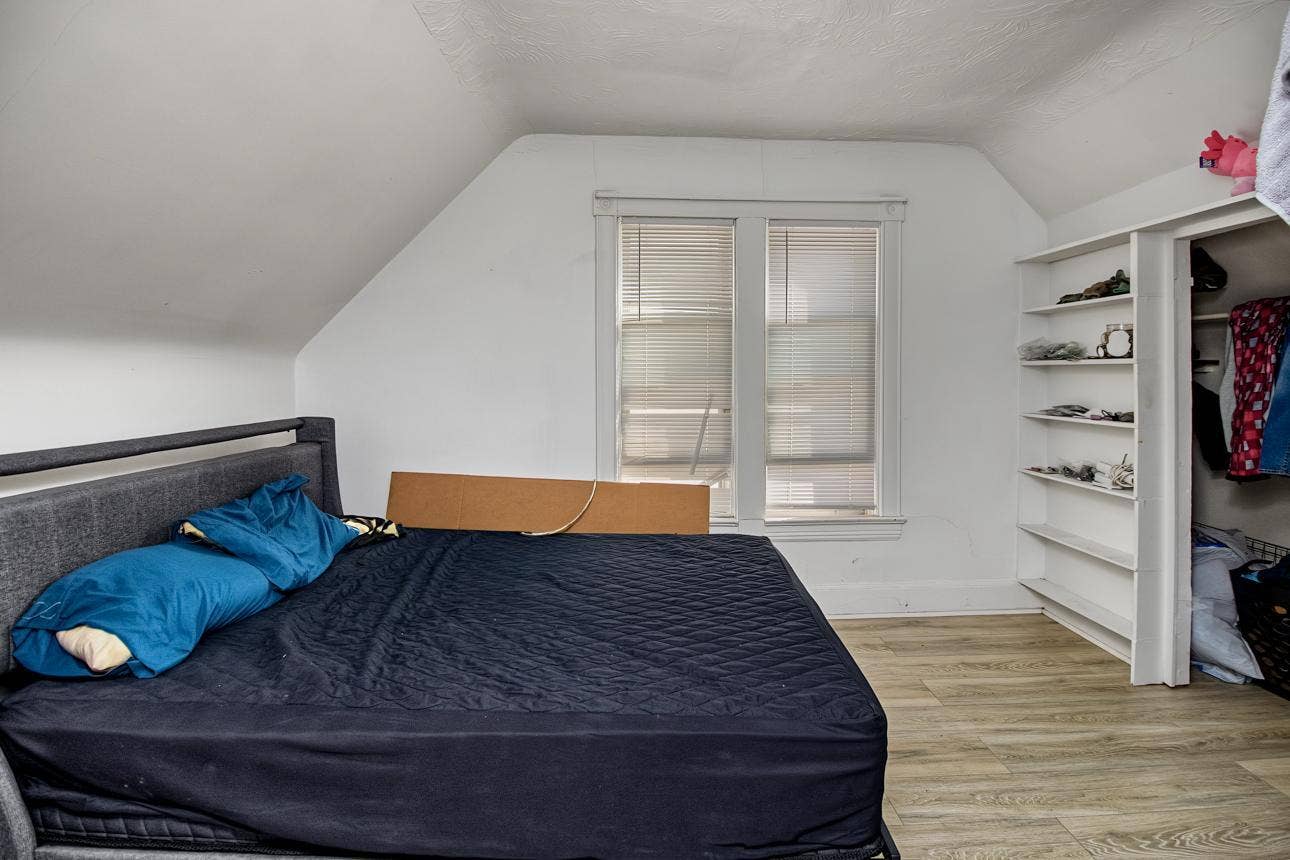 970 Sherburne Avenue, 102, Saint Paul, MN 55104 Bedroom 4 upper level