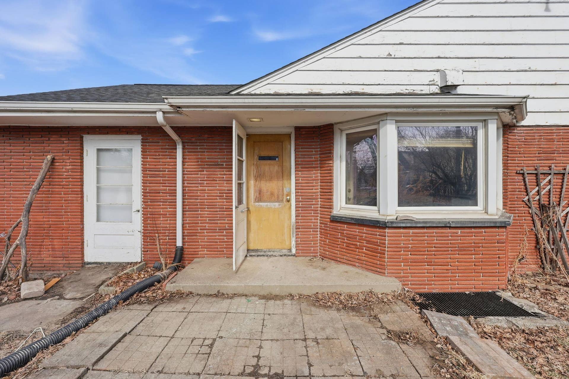 1030 Hyacinth Avenue E, 98, Saint Paul, MN 55106 49-web-or-mls-050_K84A6954.jpg