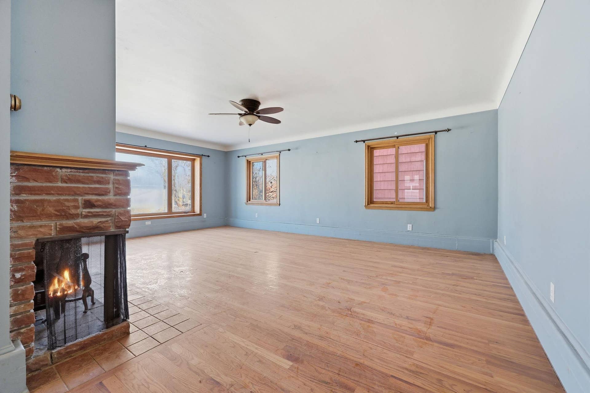 1030 Hyacinth Avenue E, 98, Saint Paul, MN 55106 8-web-or-mls-030_K84A6891_with_fire.jpg
