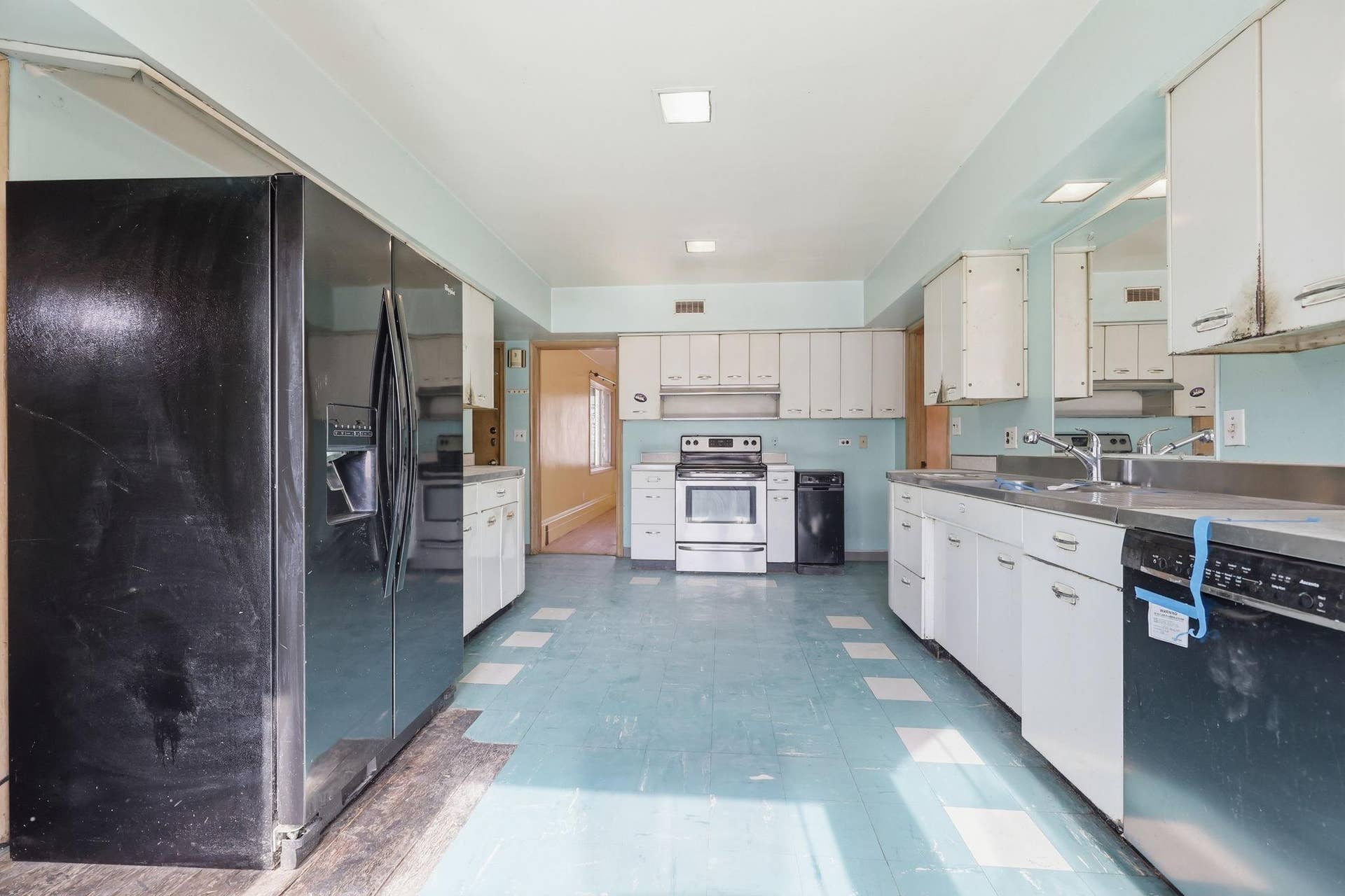 1030 Hyacinth Avenue E, 98, Saint Paul, MN 55106 22-web-or-mls-009_K84A6828.jpg
