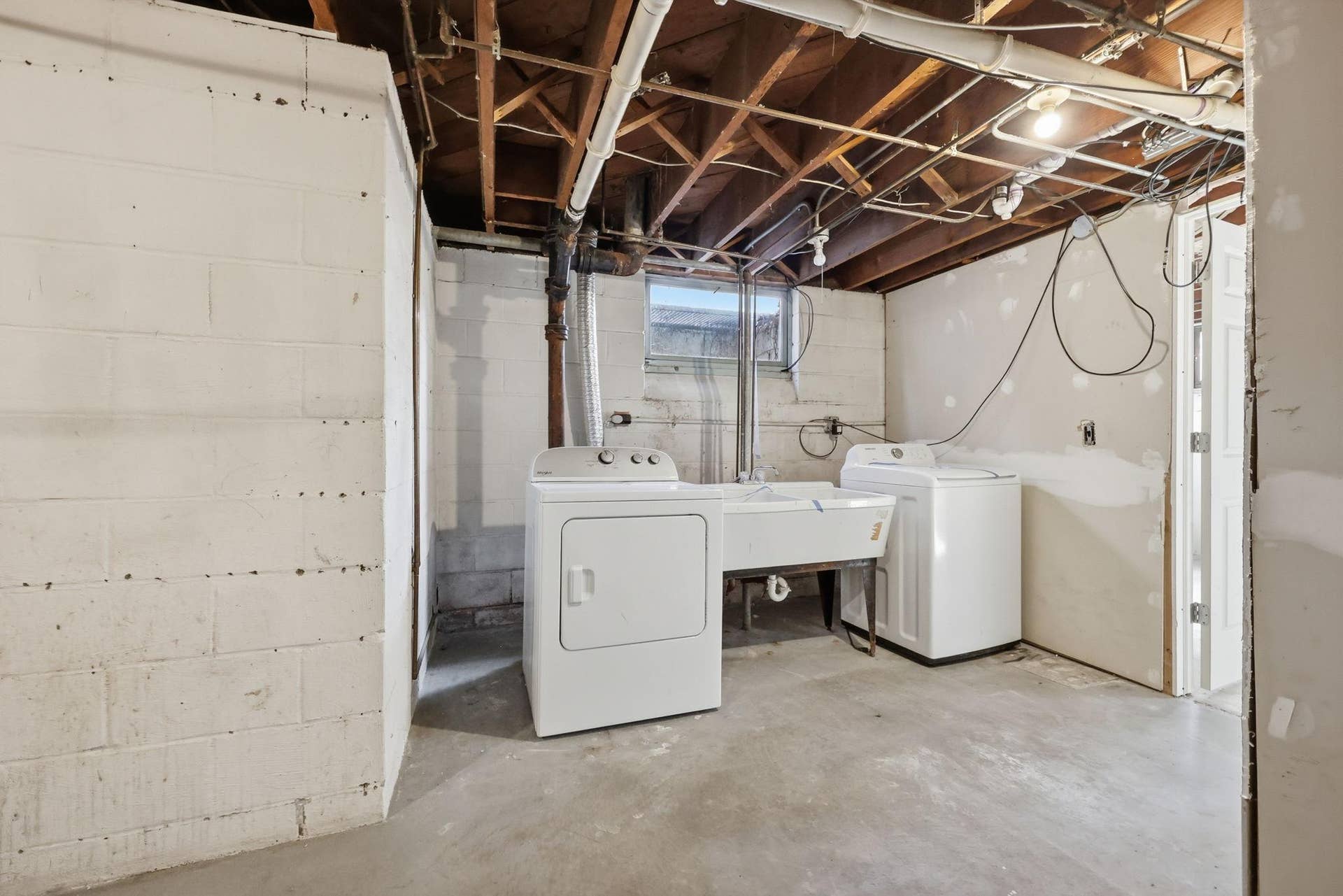 1030 Hyacinth Avenue E, 98, Saint Paul, MN 55106 34-web-or-mls-020_K84A6861.jpg