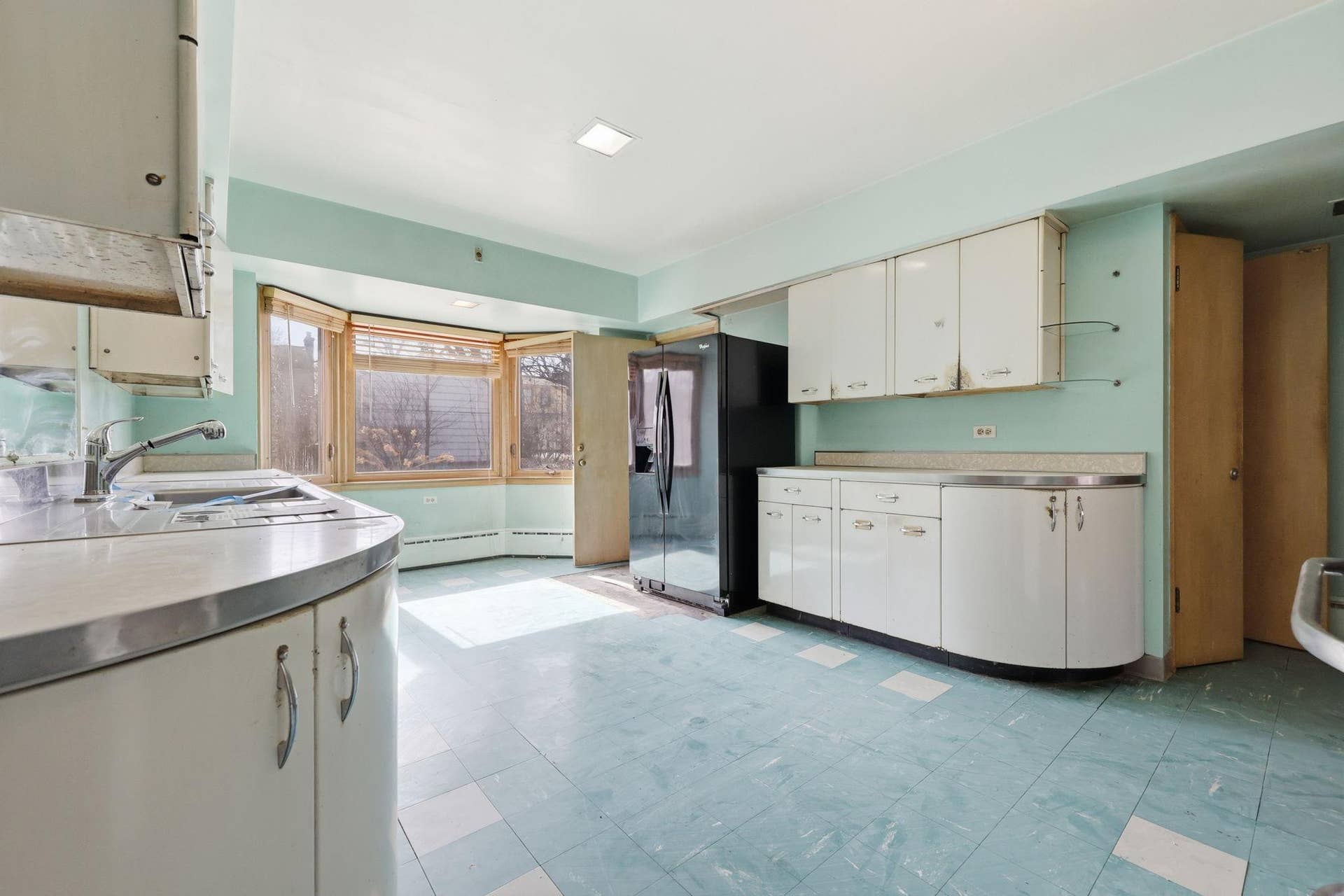 1030 Hyacinth Avenue E, 98, Saint Paul, MN 55106 20-web-or-mls-007_K84A6822.jpg