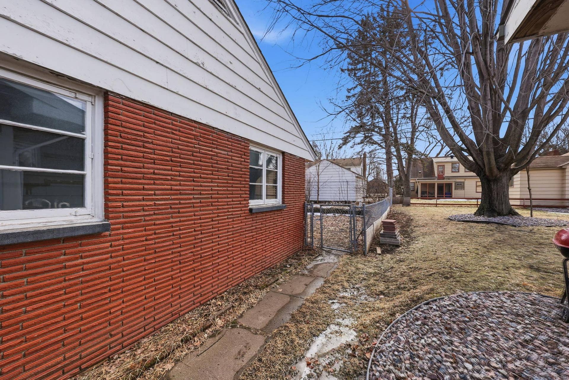 1030 Hyacinth Avenue E, 98, Saint Paul, MN 55106 50-web-or-mls-051_K84A6957.jpg