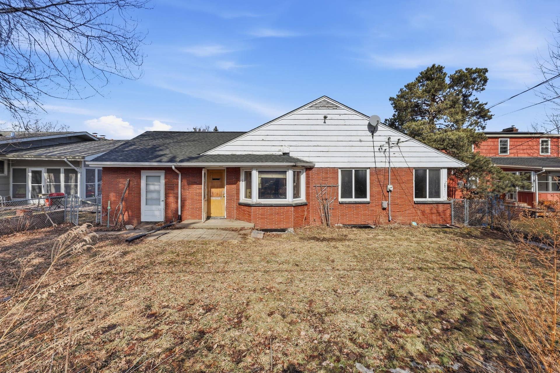 1030 Hyacinth Avenue E, 98, Saint Paul, MN 55106 43-web-or-mls-044_K84A6936.jpg