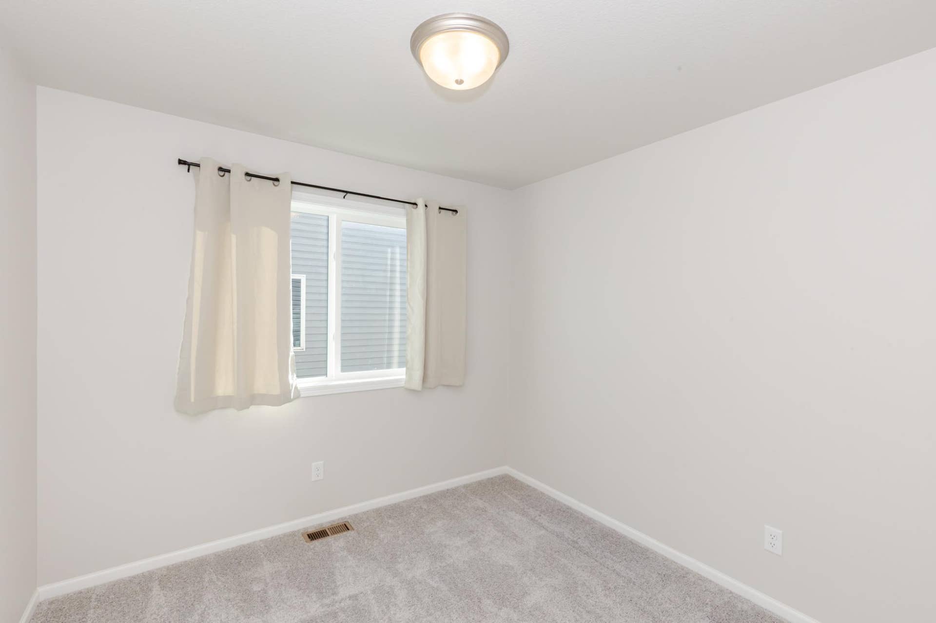 4513 17th Street S, Moorhead, MN 56560 4513-14.jpg